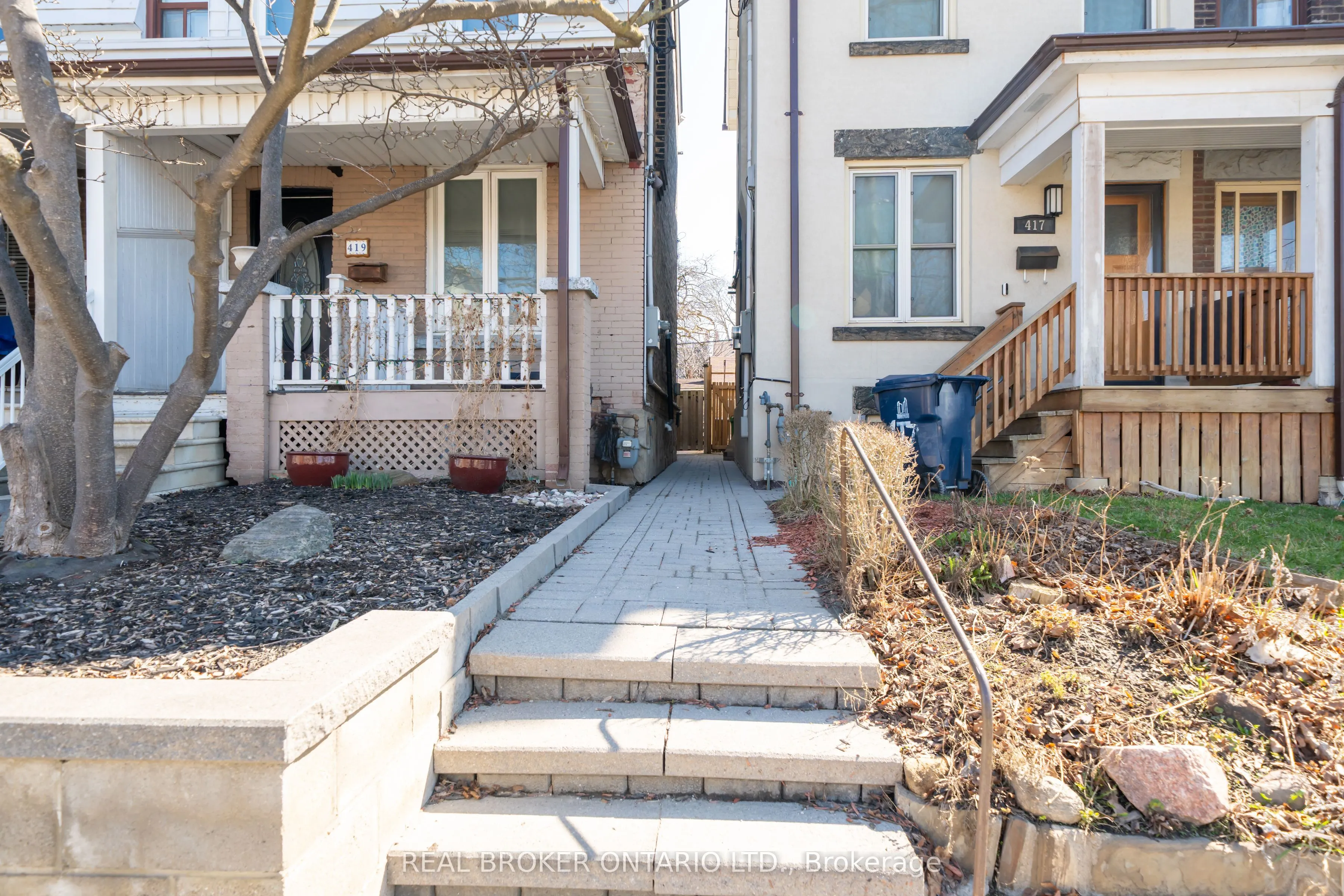 419 Ossington Avenue #Lower