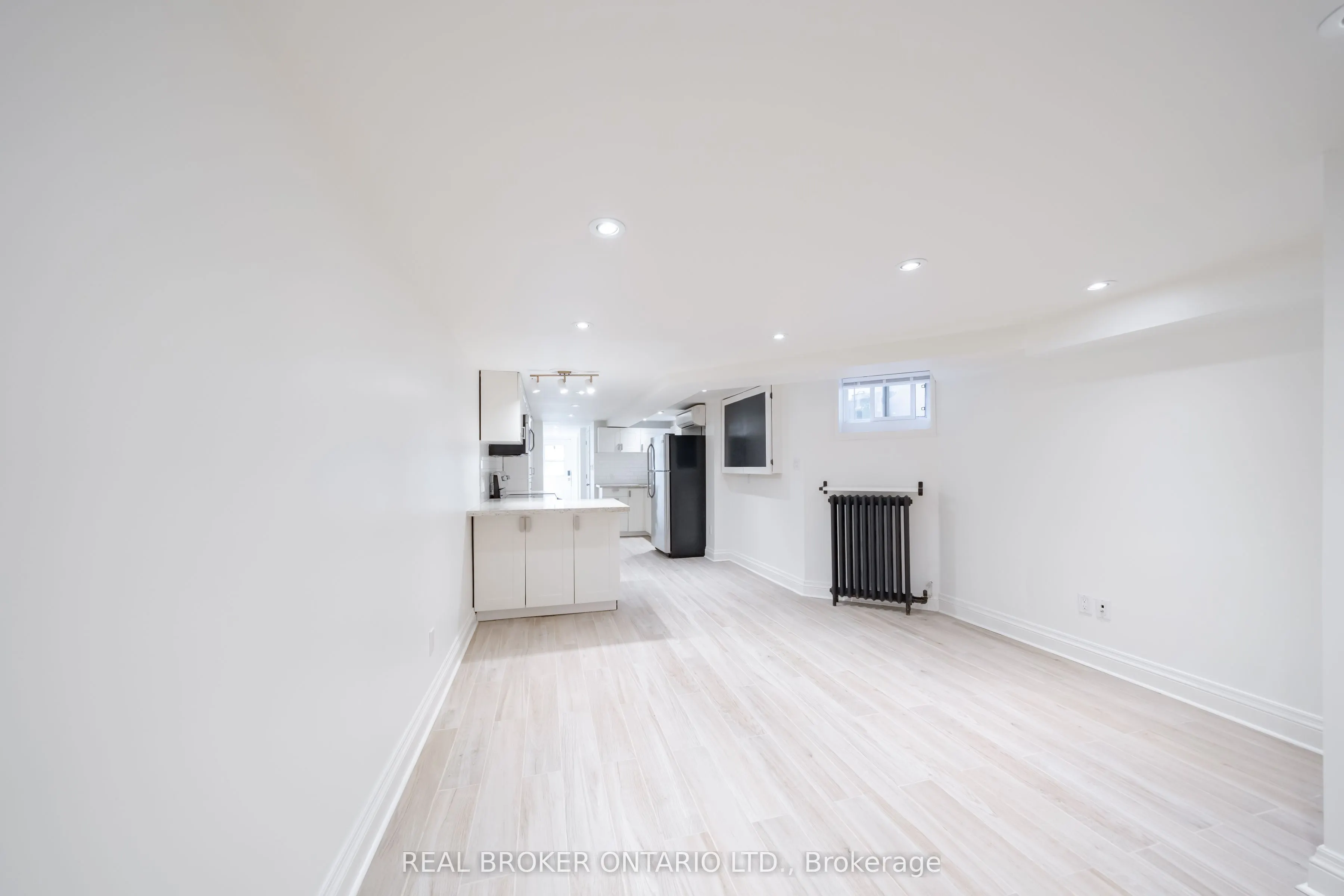 419 Ossington Avenue #Lower