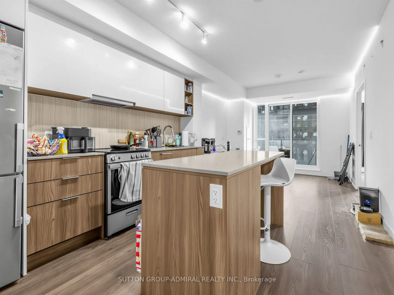 31 Tippett Road #447