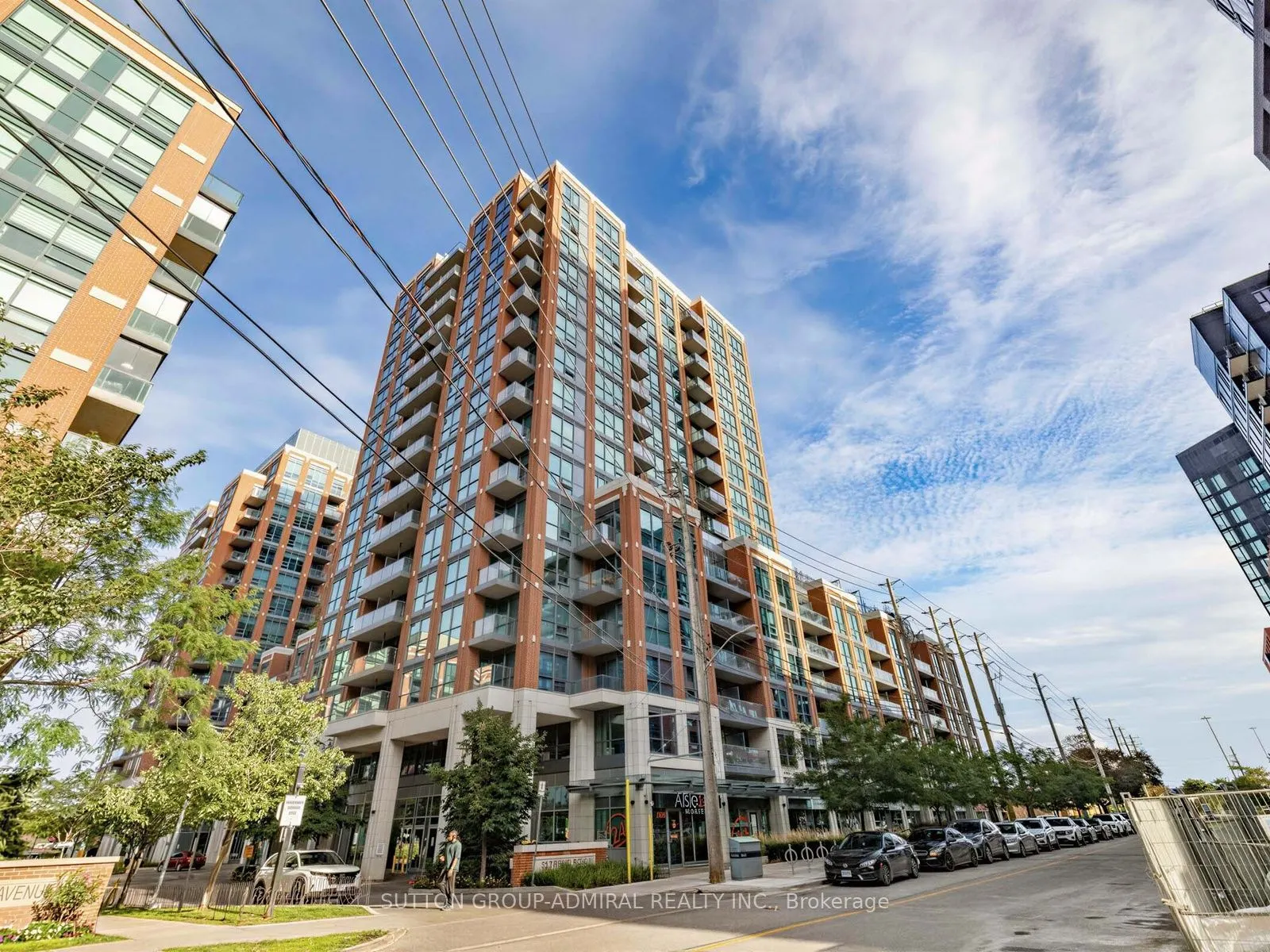 31 Tippett Road #447