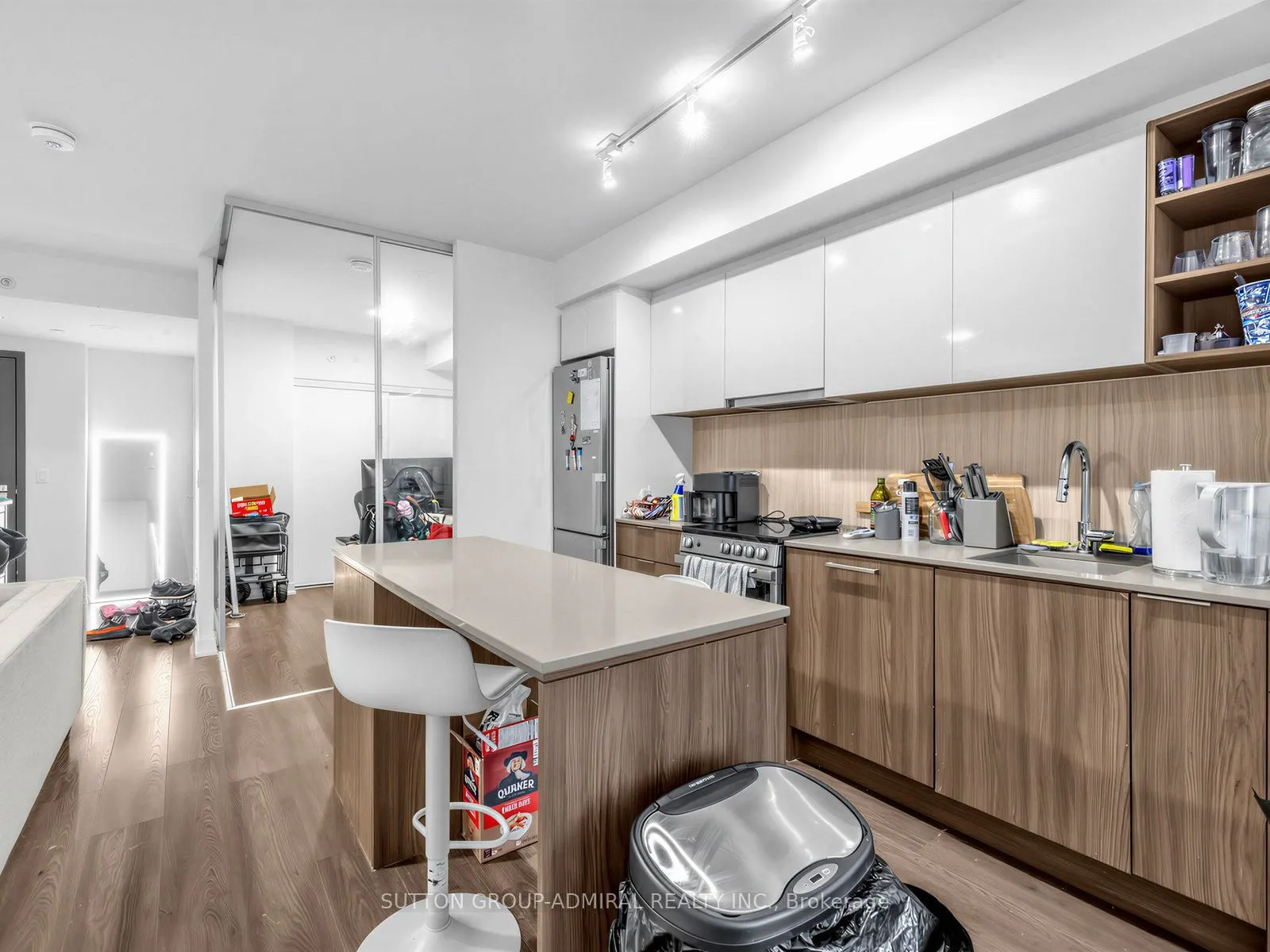 31 Tippett Road #447