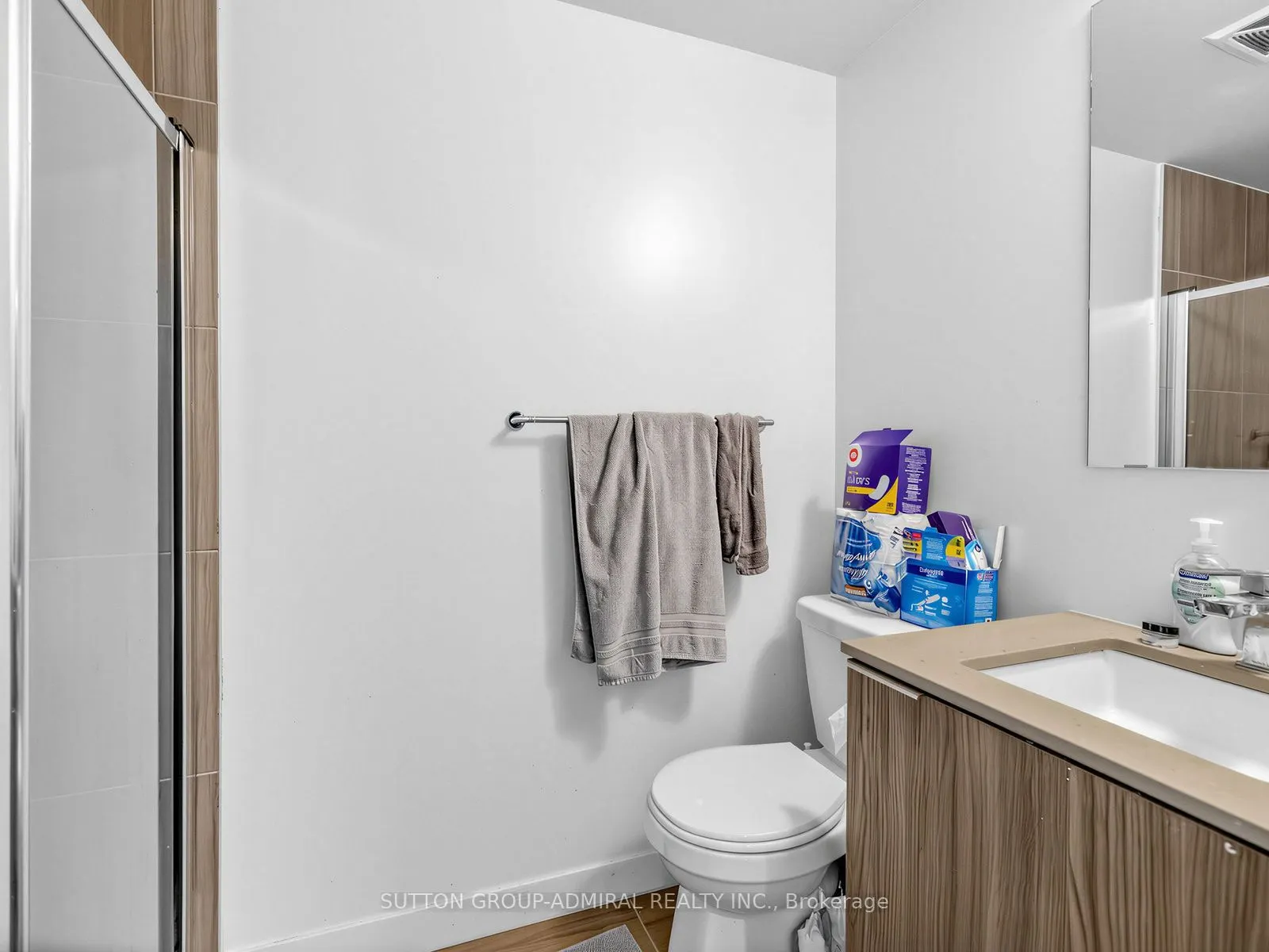 31 Tippett Road #447
