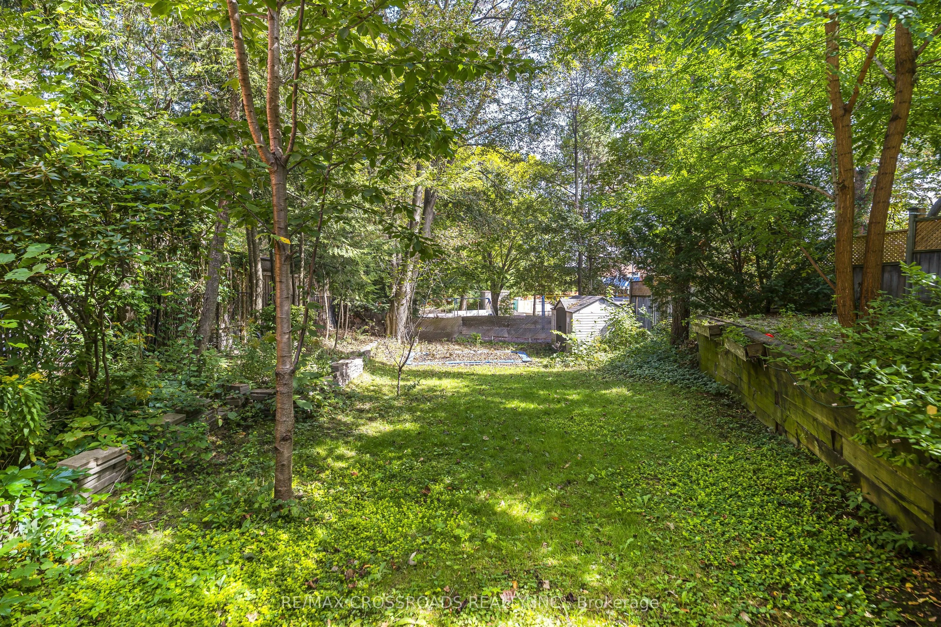 19 Strathgowan Crescent