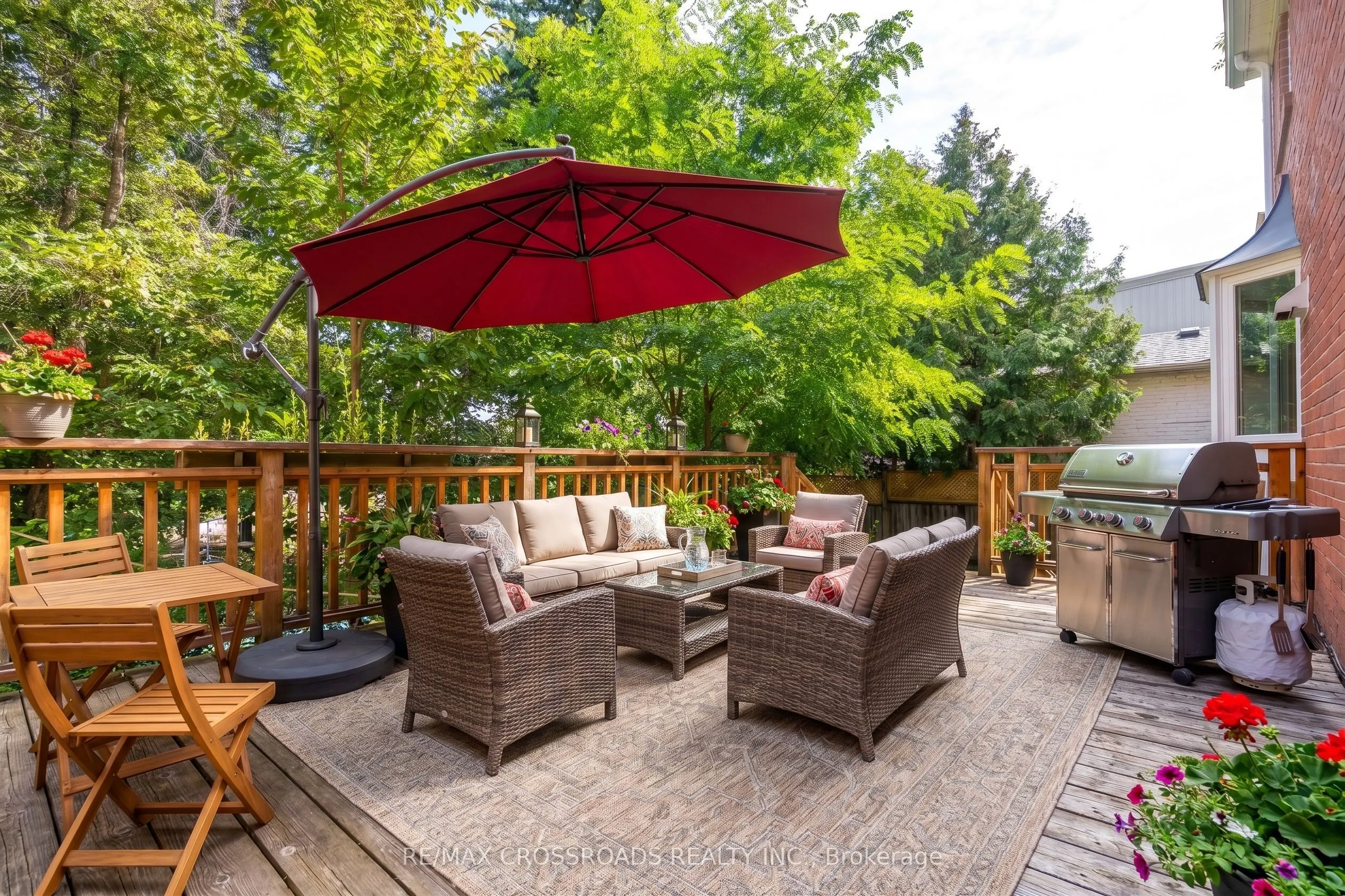 19 Strathgowan Crescent