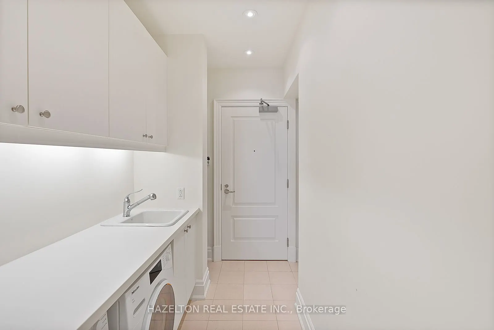 50 Yorkville Avenue #3302