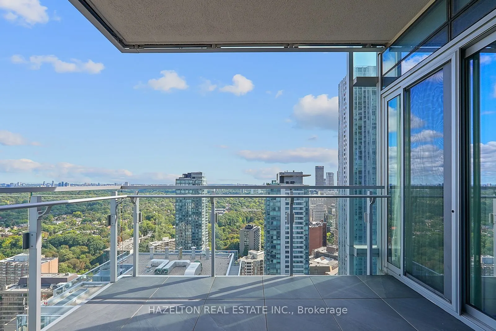 50 Yorkville Avenue #3302