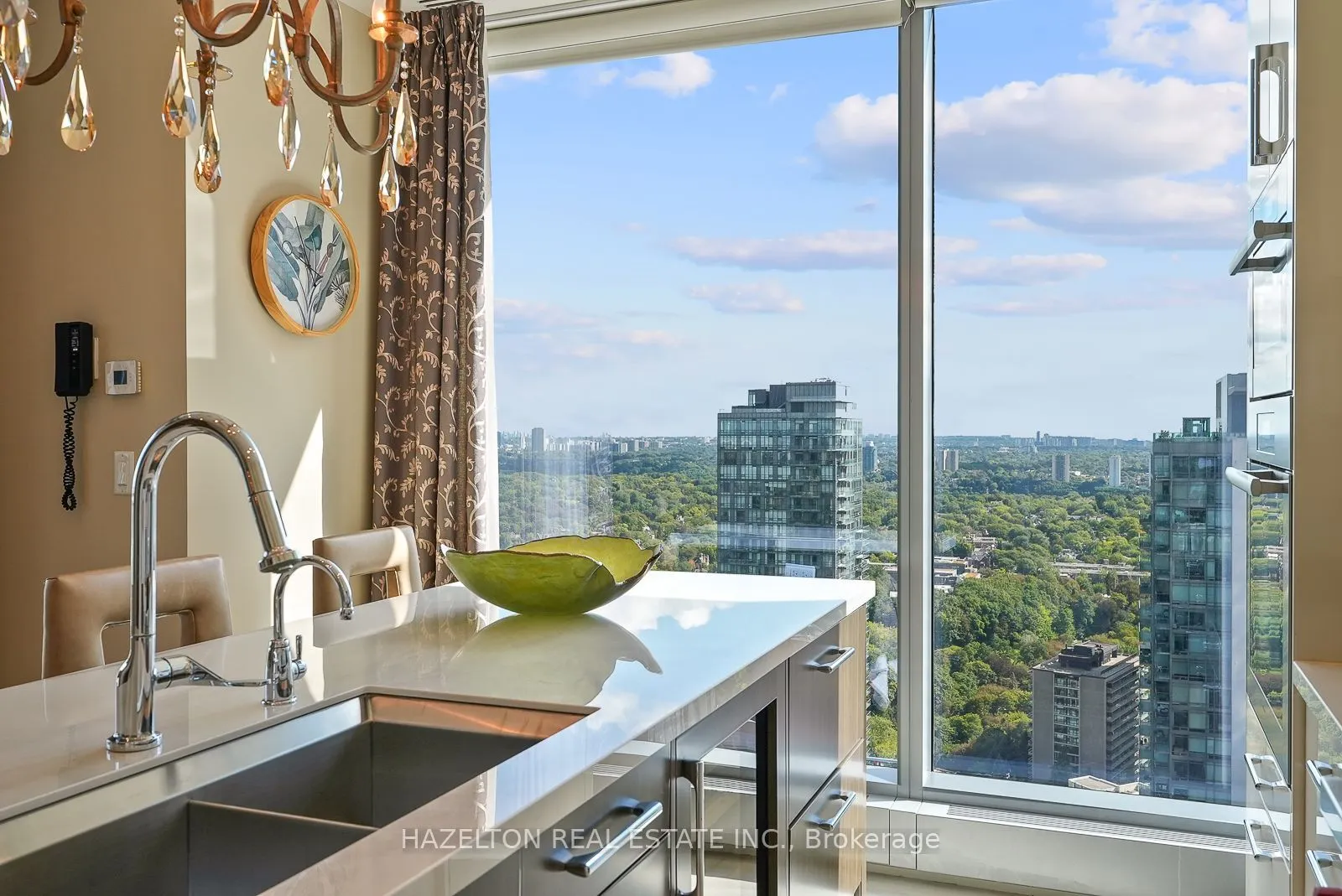 50 Yorkville Avenue #3302