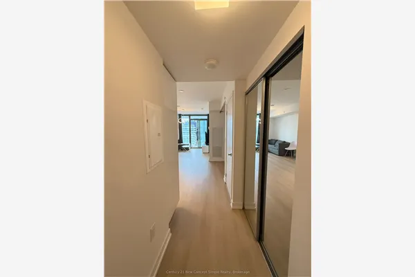 11 Wellesley Street W