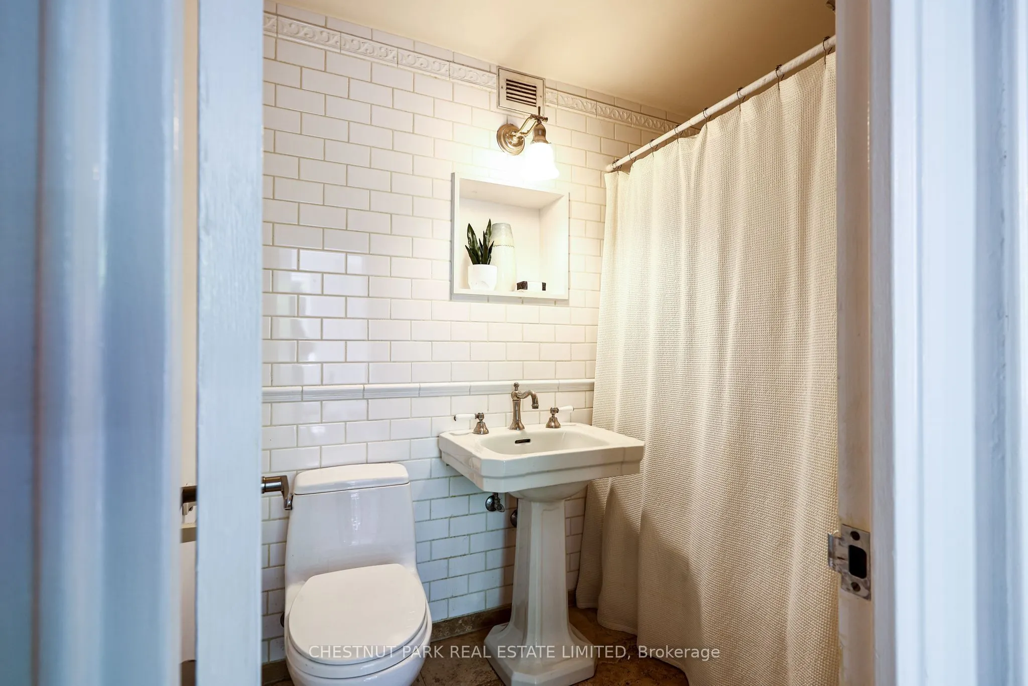 21 Dale Avenue #612