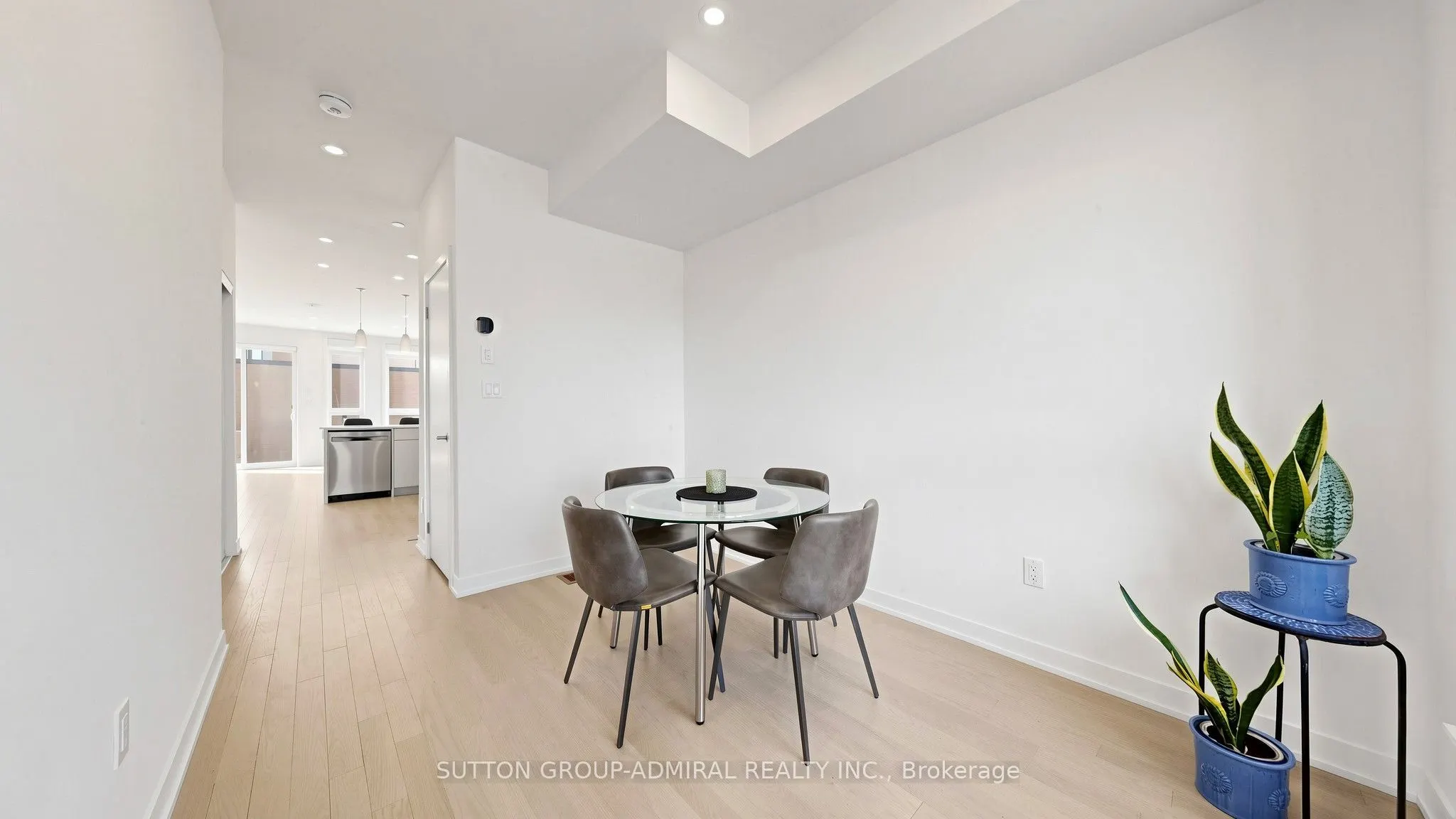 70 Green Gardens Boulevard #1