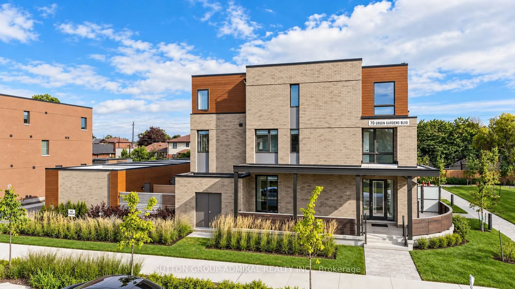 70 Green Gardens Boulevard #1