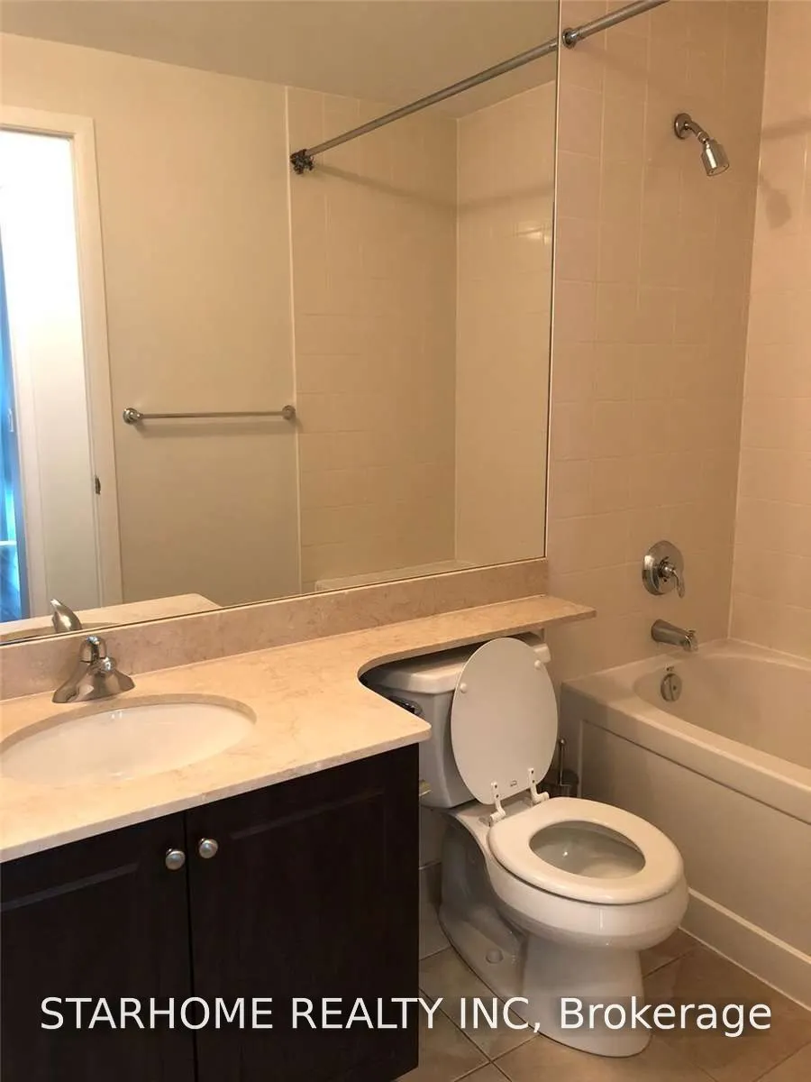 215 Fort York Boulevard #3307