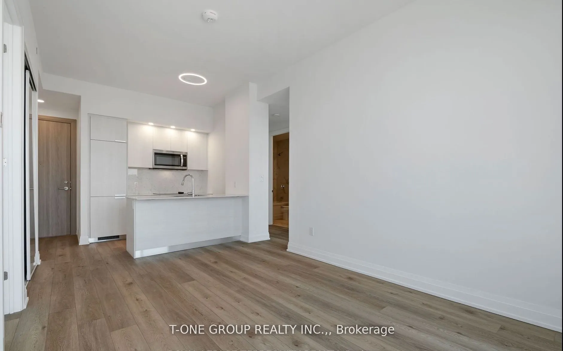 75 Canterbury Place #Ph107