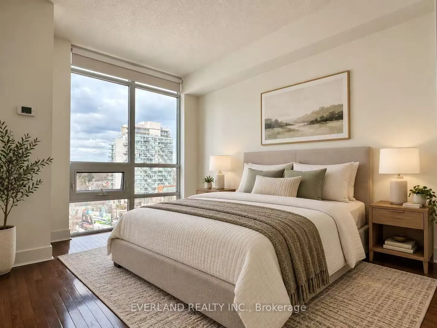 26 Norton Avenue #901