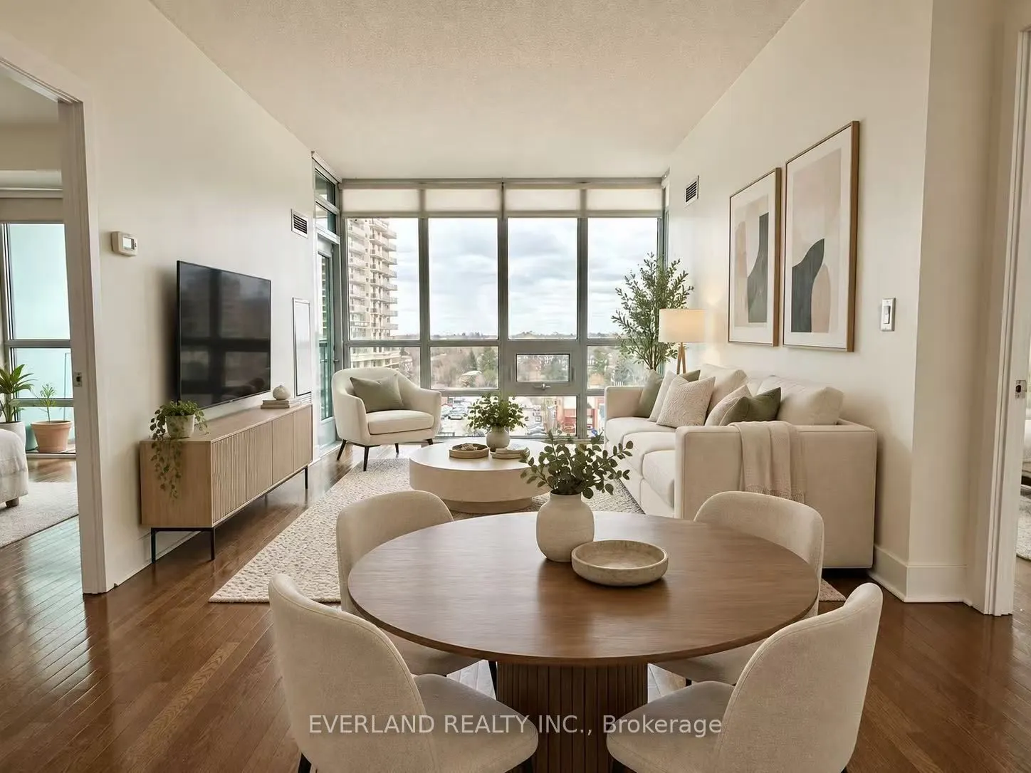 26 Norton Avenue #901