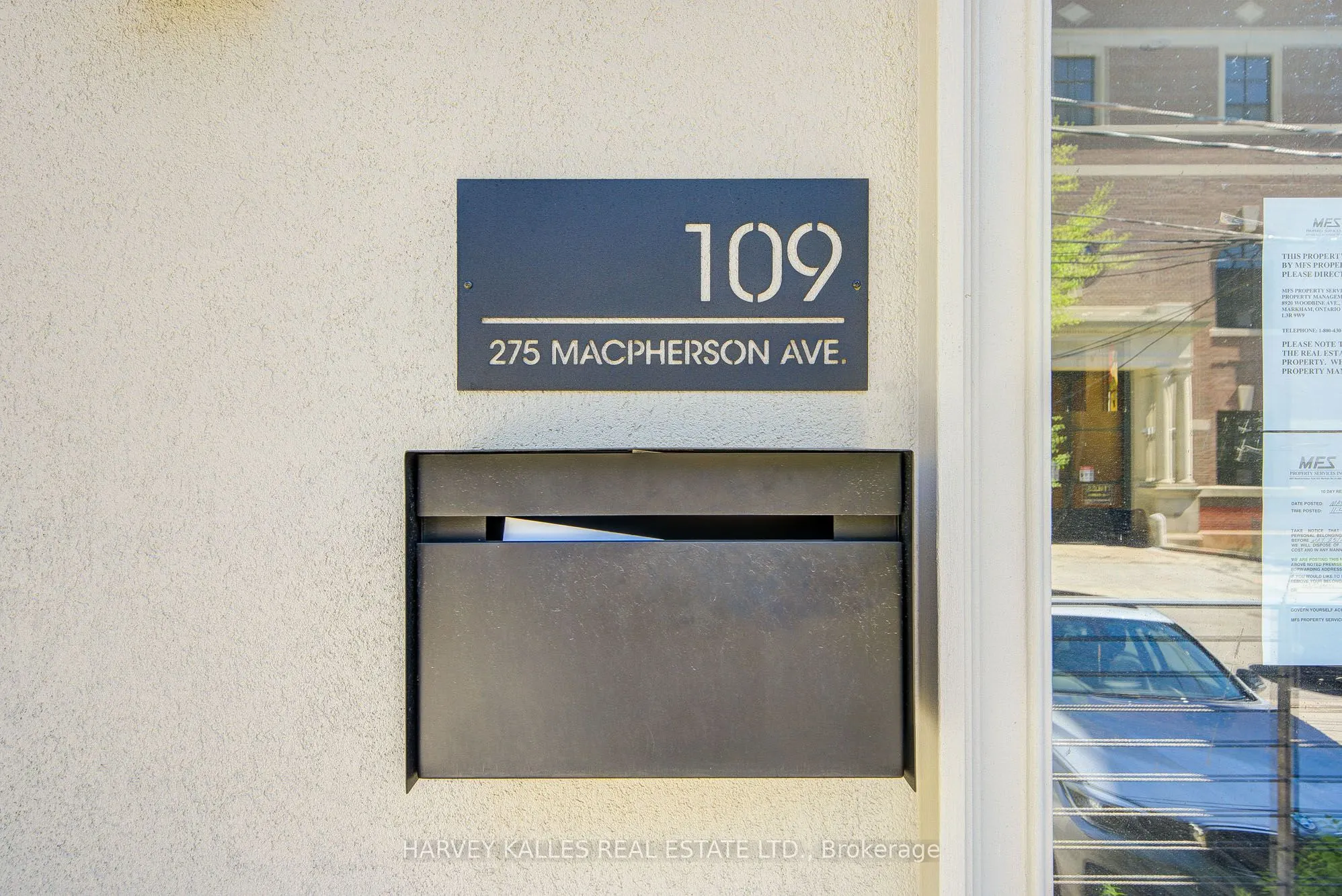 275 MacPherson Avenue #109