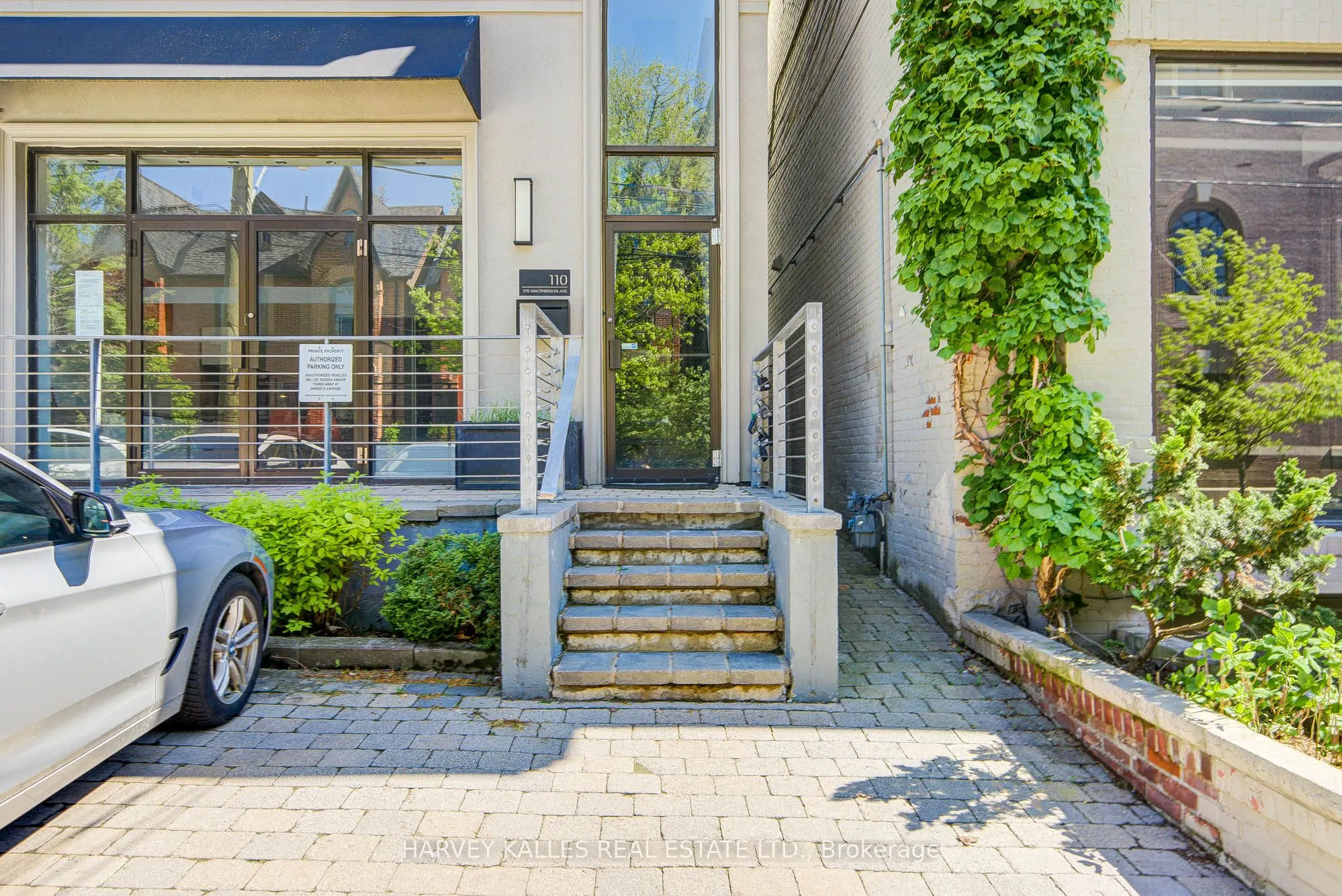 275 MacPherson Avenue #109