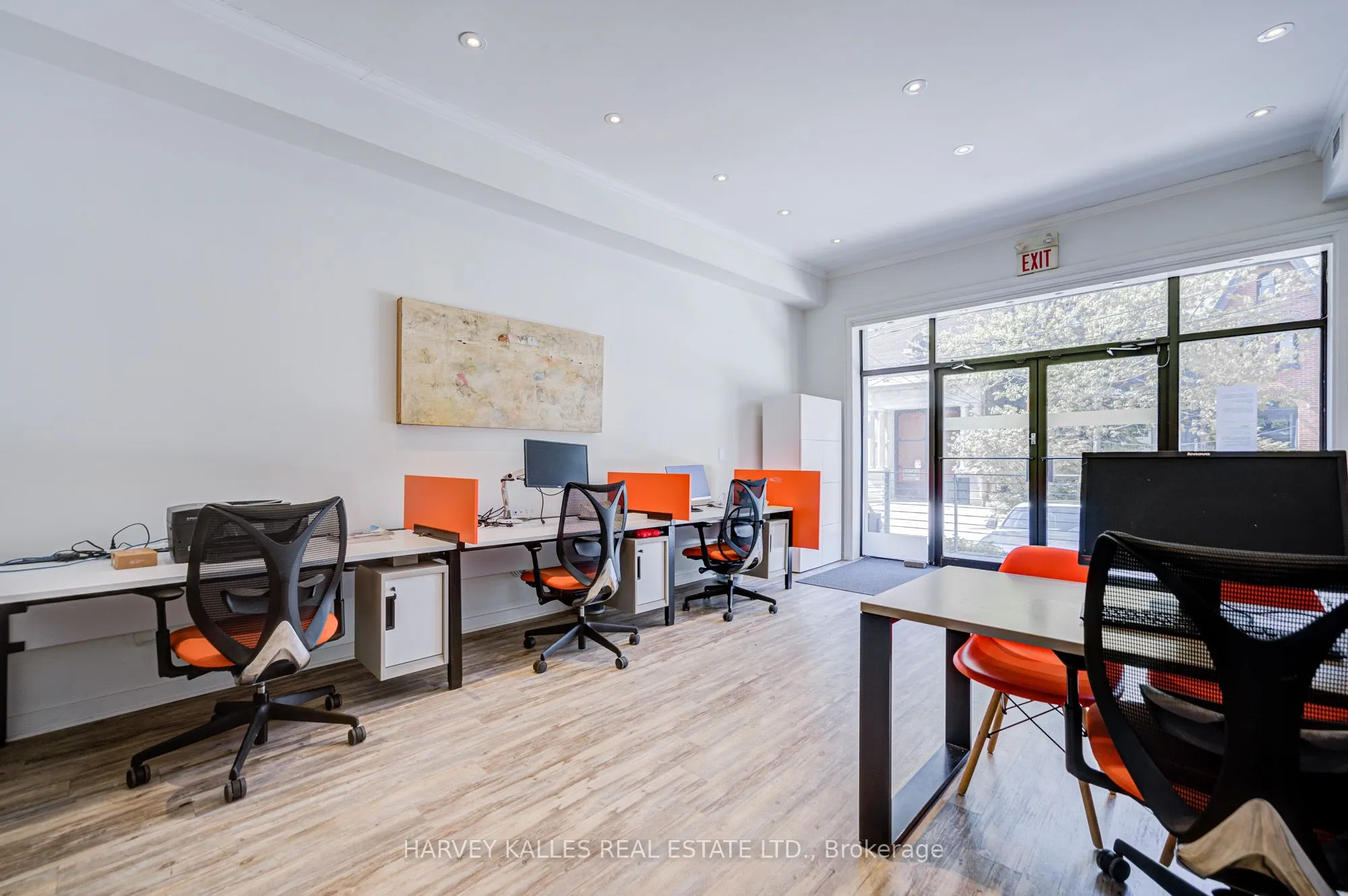 275 MacPherson Avenue #109