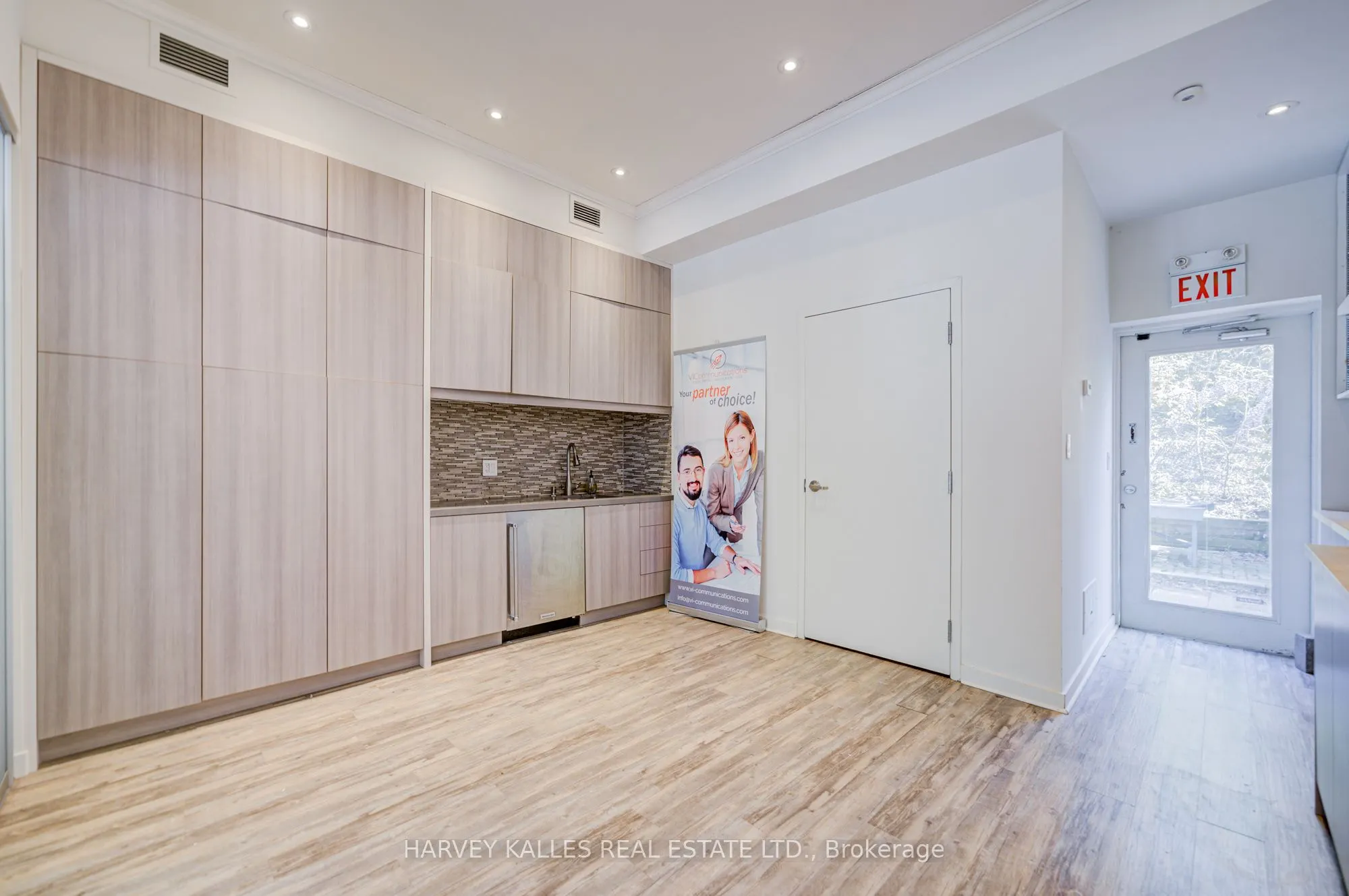 275 MacPherson Avenue #109