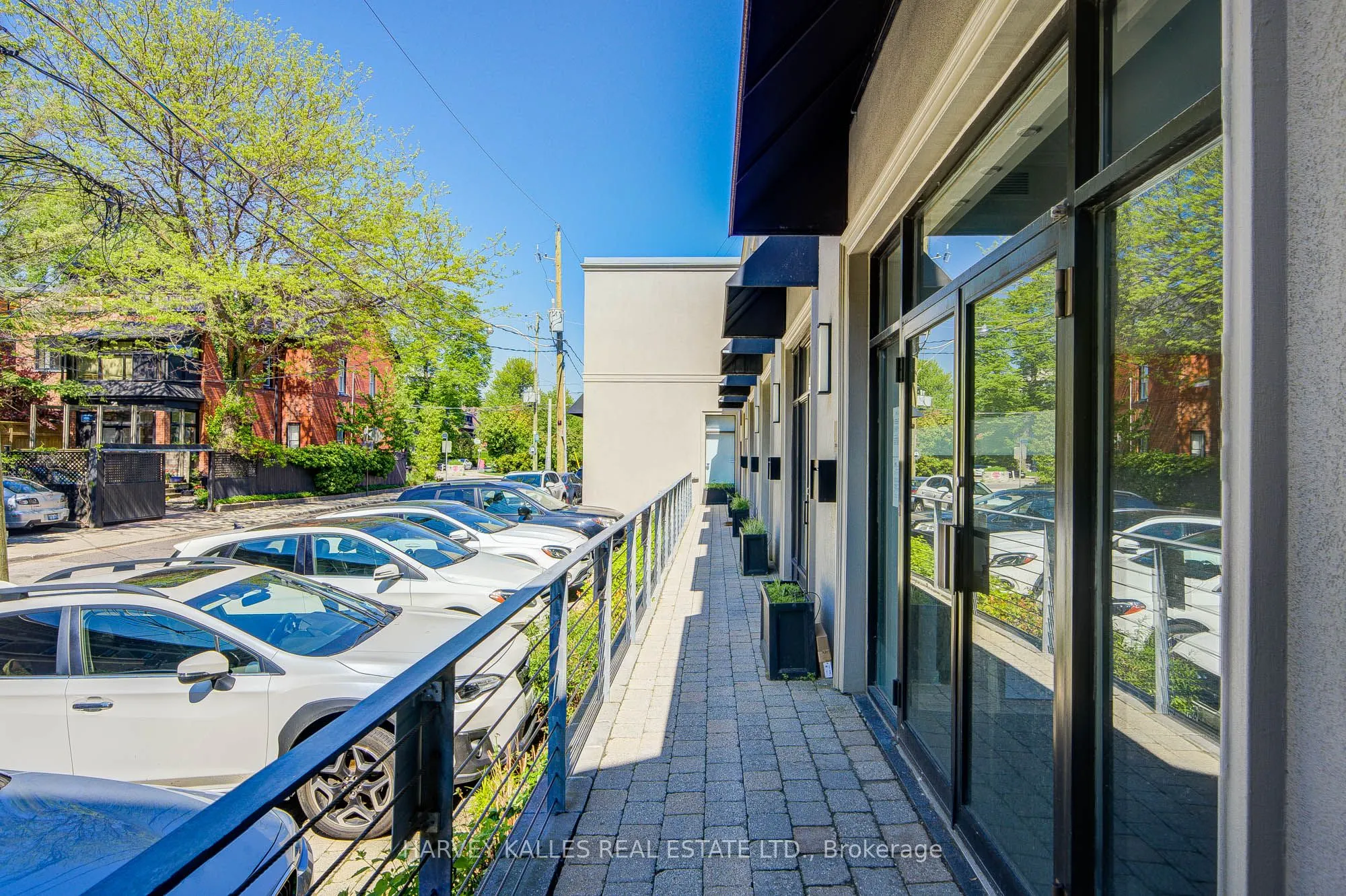 275 MacPherson Avenue #109