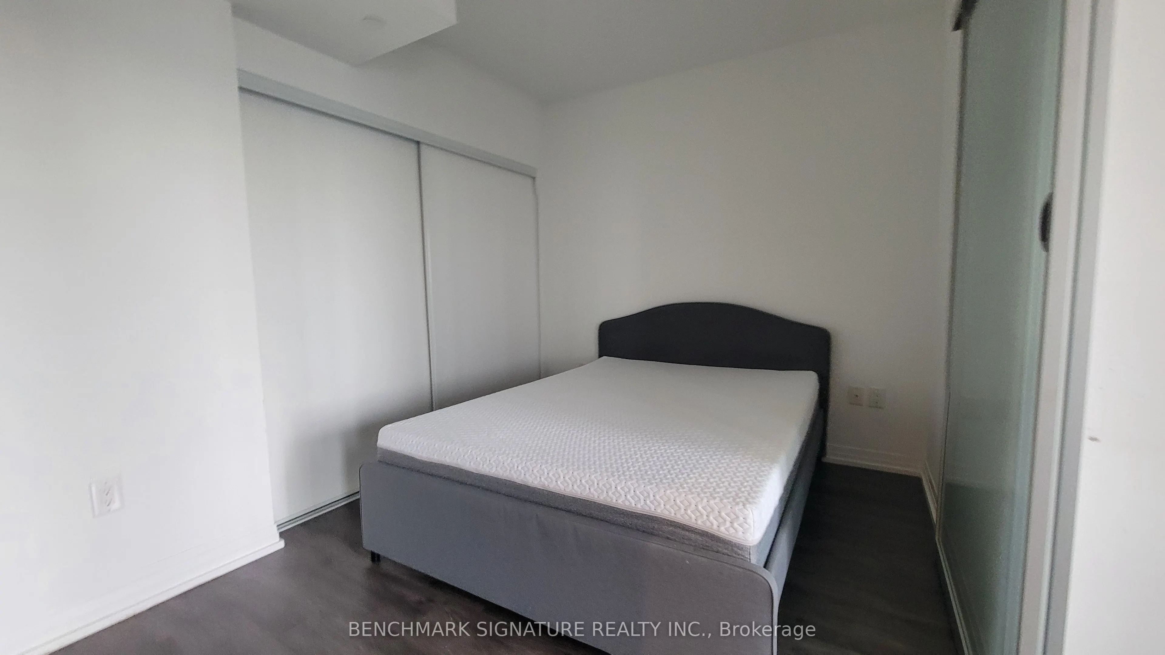 251 Jarvis Street #3201