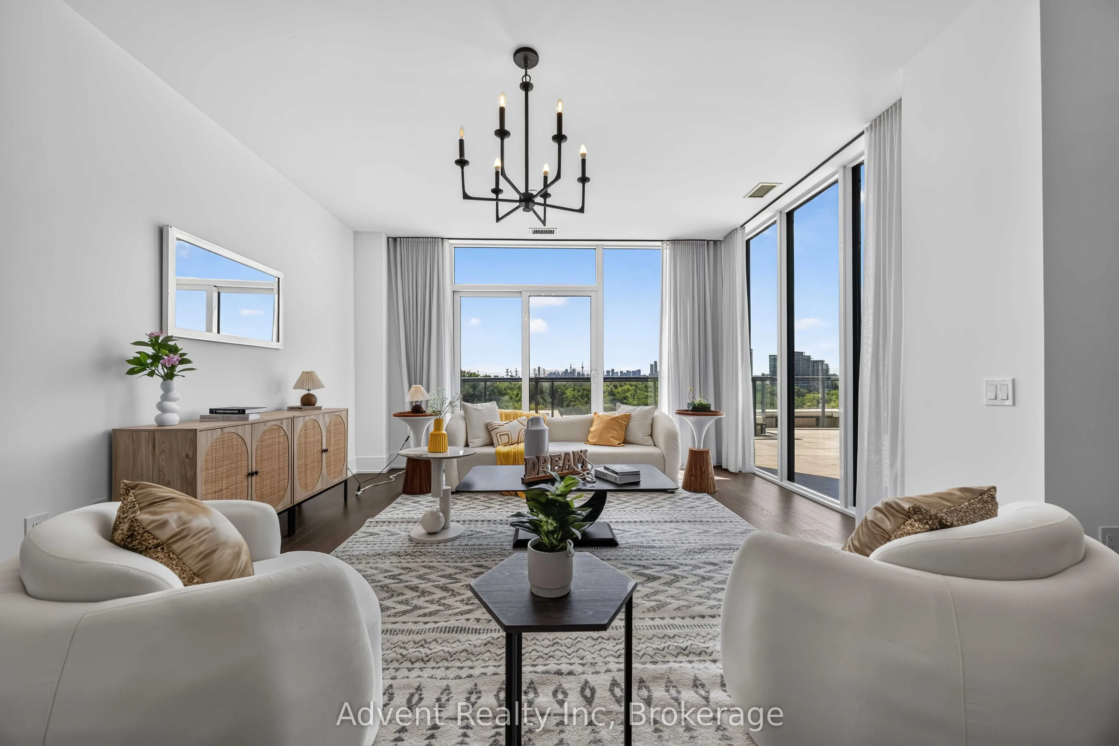 30 Inn On the Park Drive #518