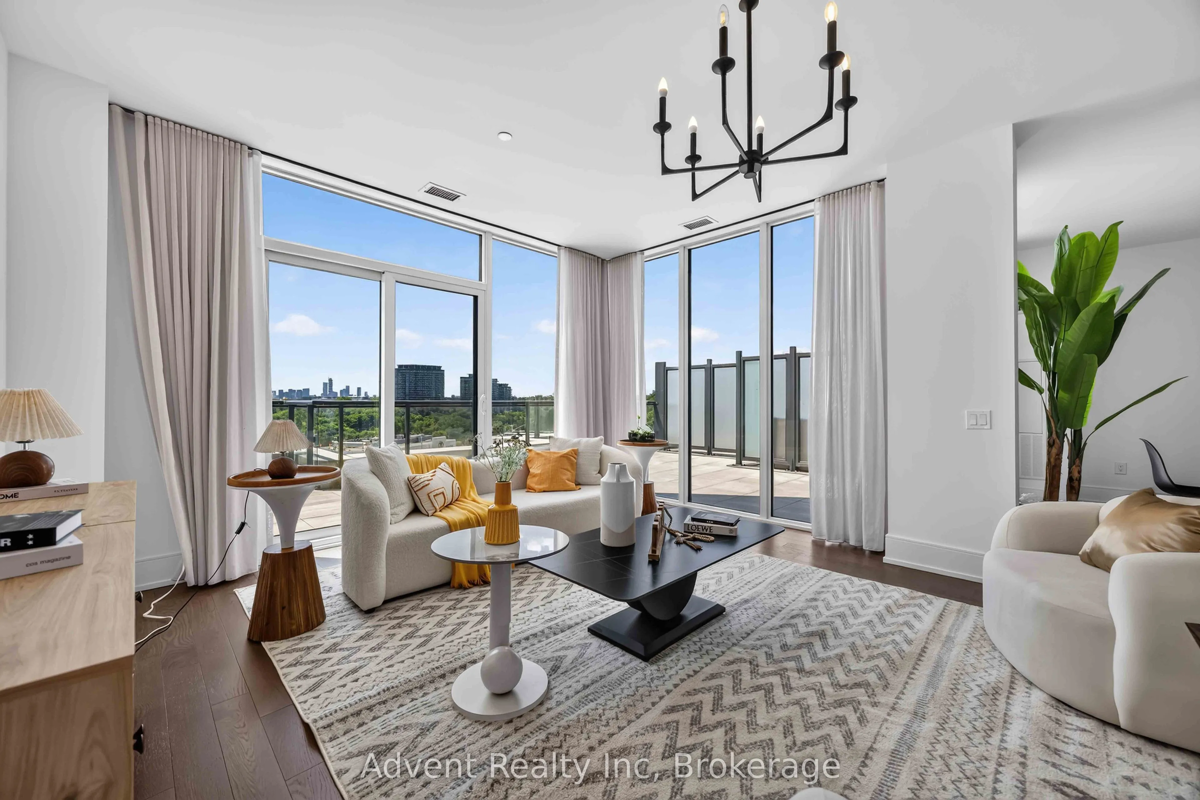 30 Inn On the Park Drive #518