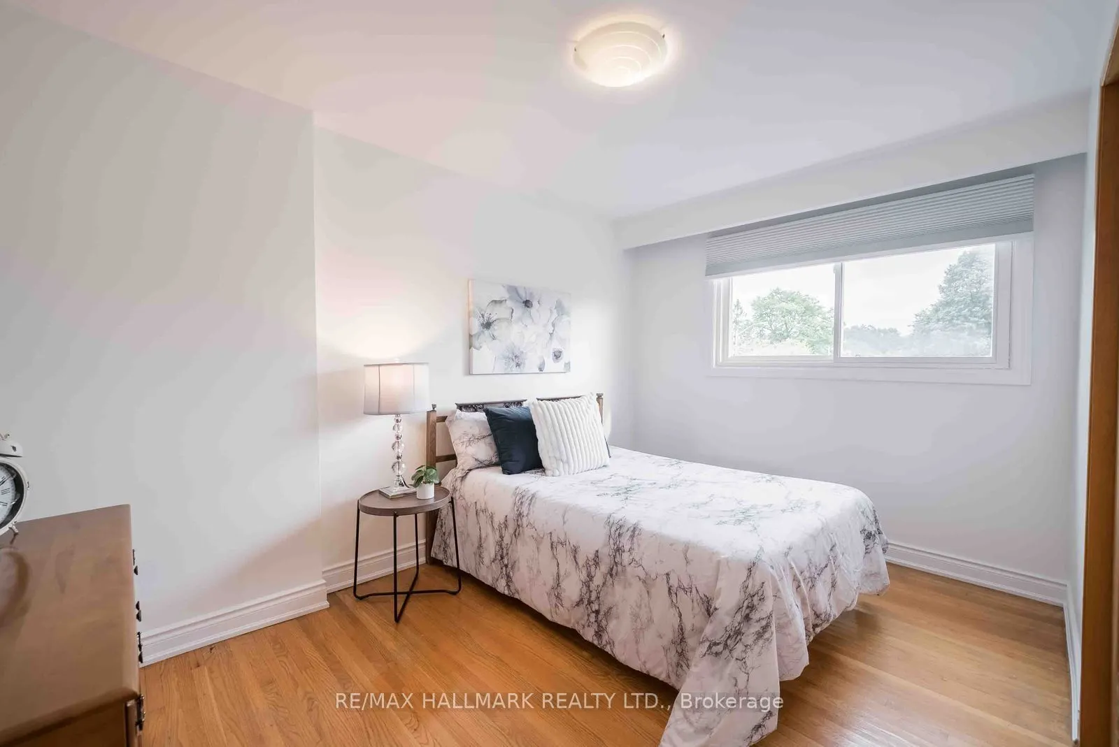 65 Baroness Crescent