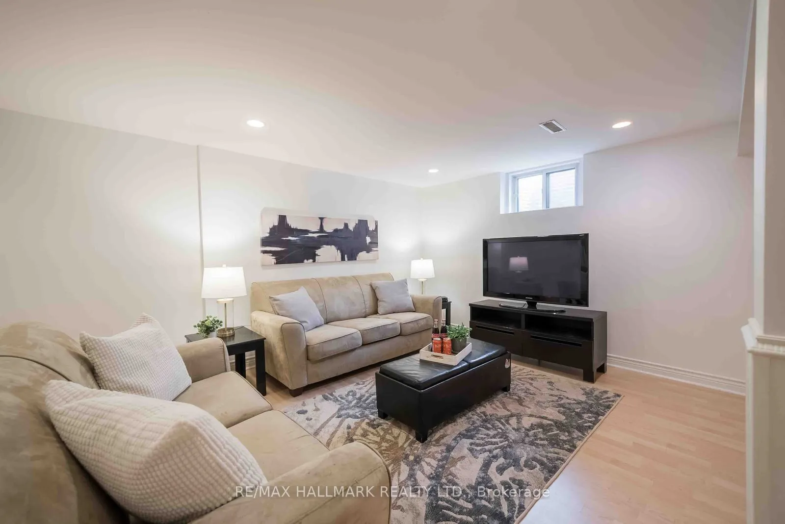 65 Baroness Crescent