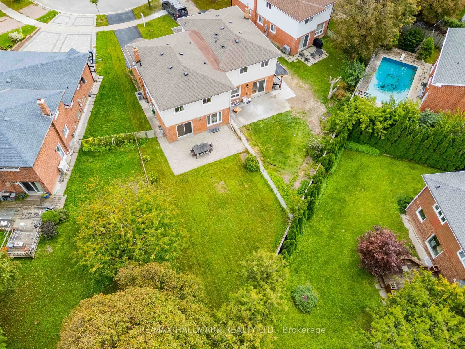 65 Baroness Crescent