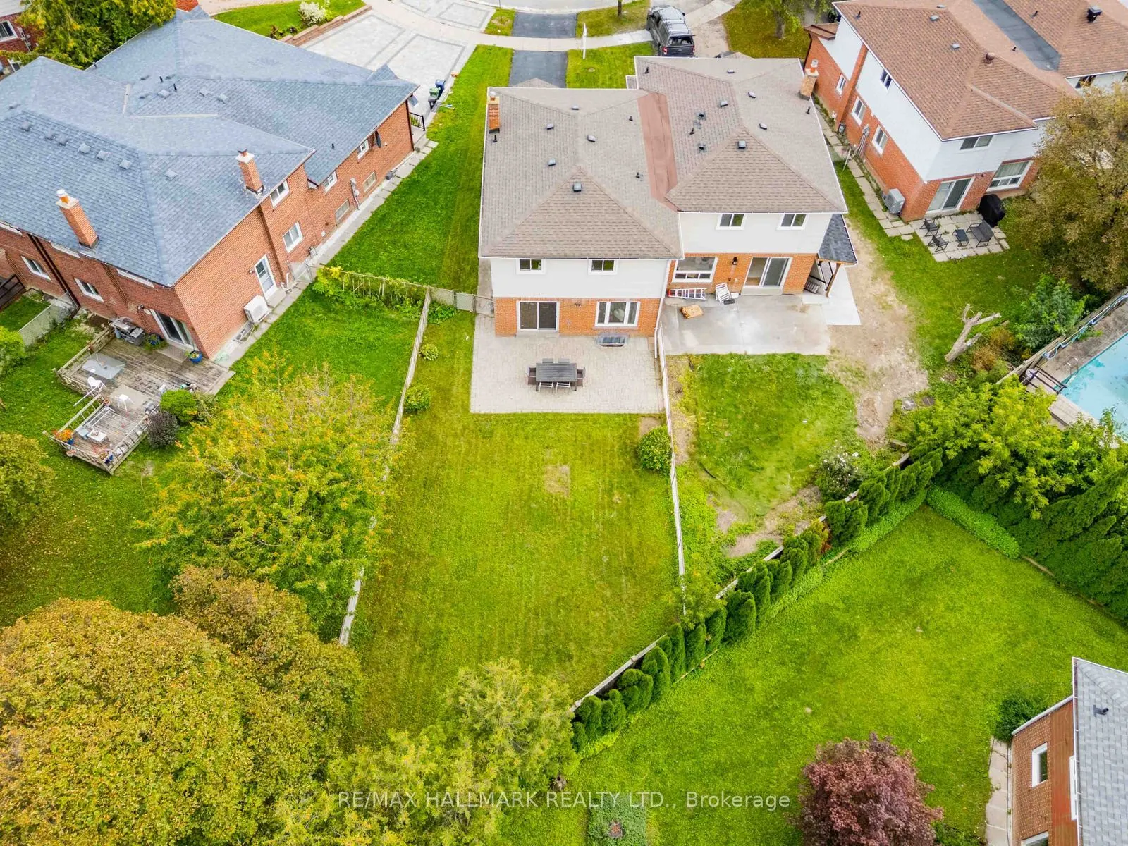 65 Baroness Crescent