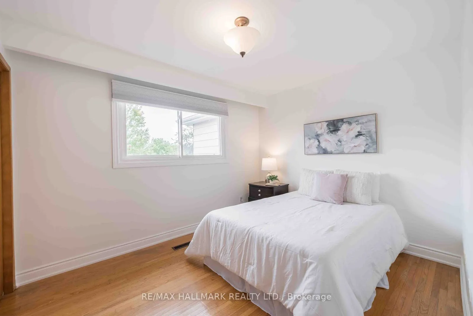 65 Baroness Crescent