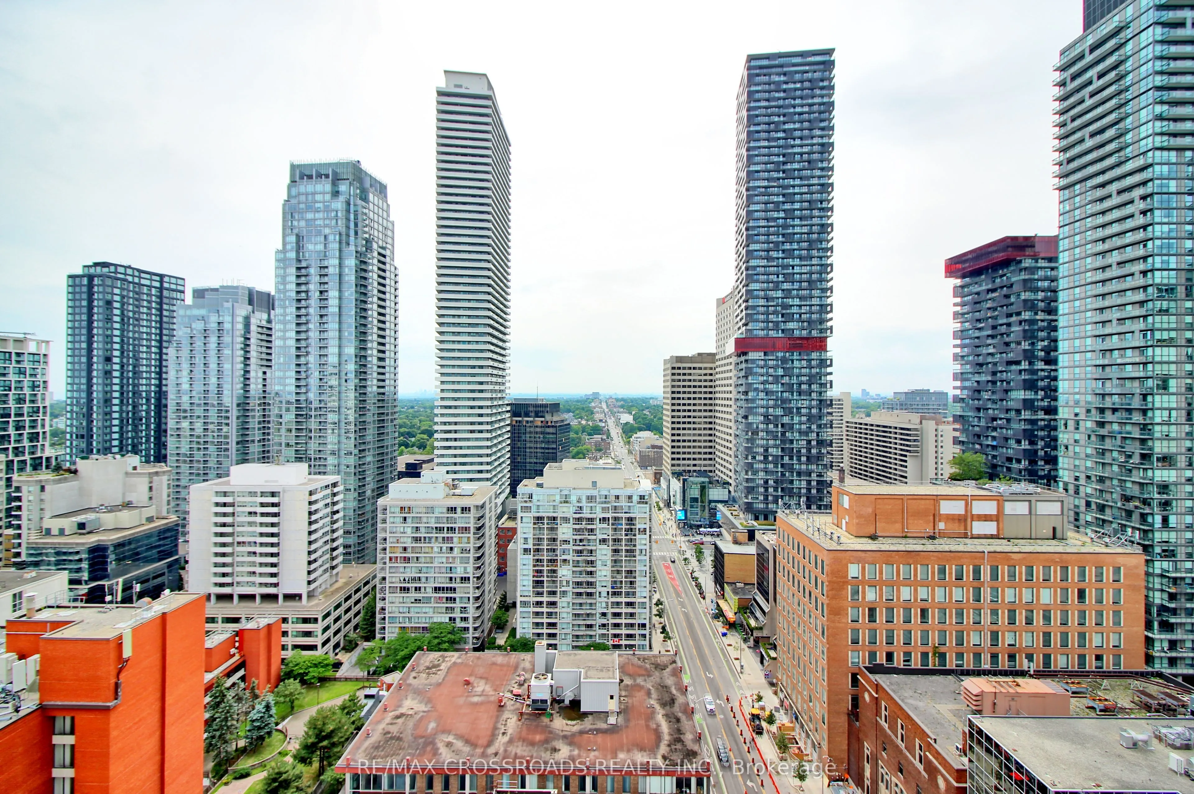 89 Dunfield Avenue #2202