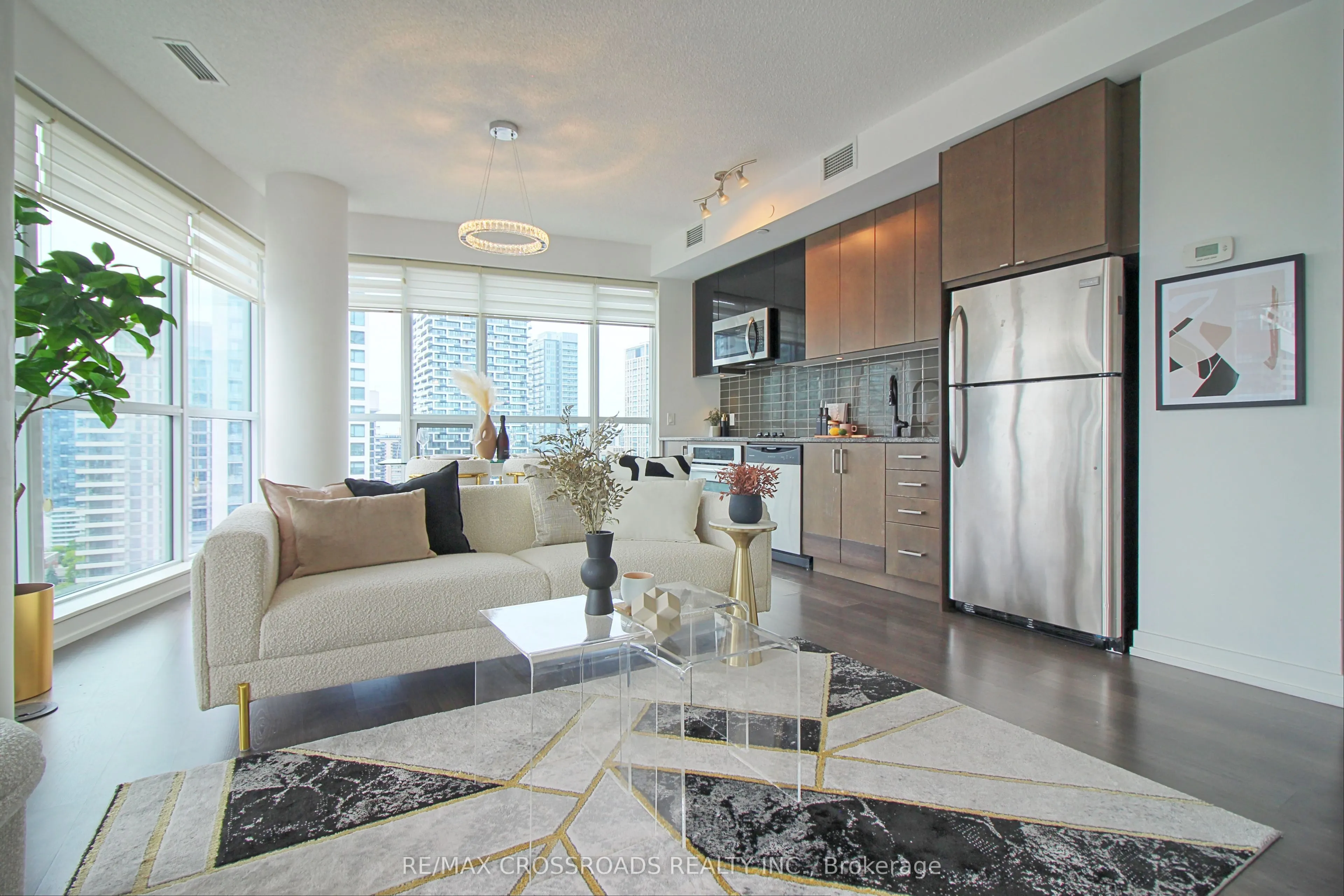 89 Dunfield Avenue #2202