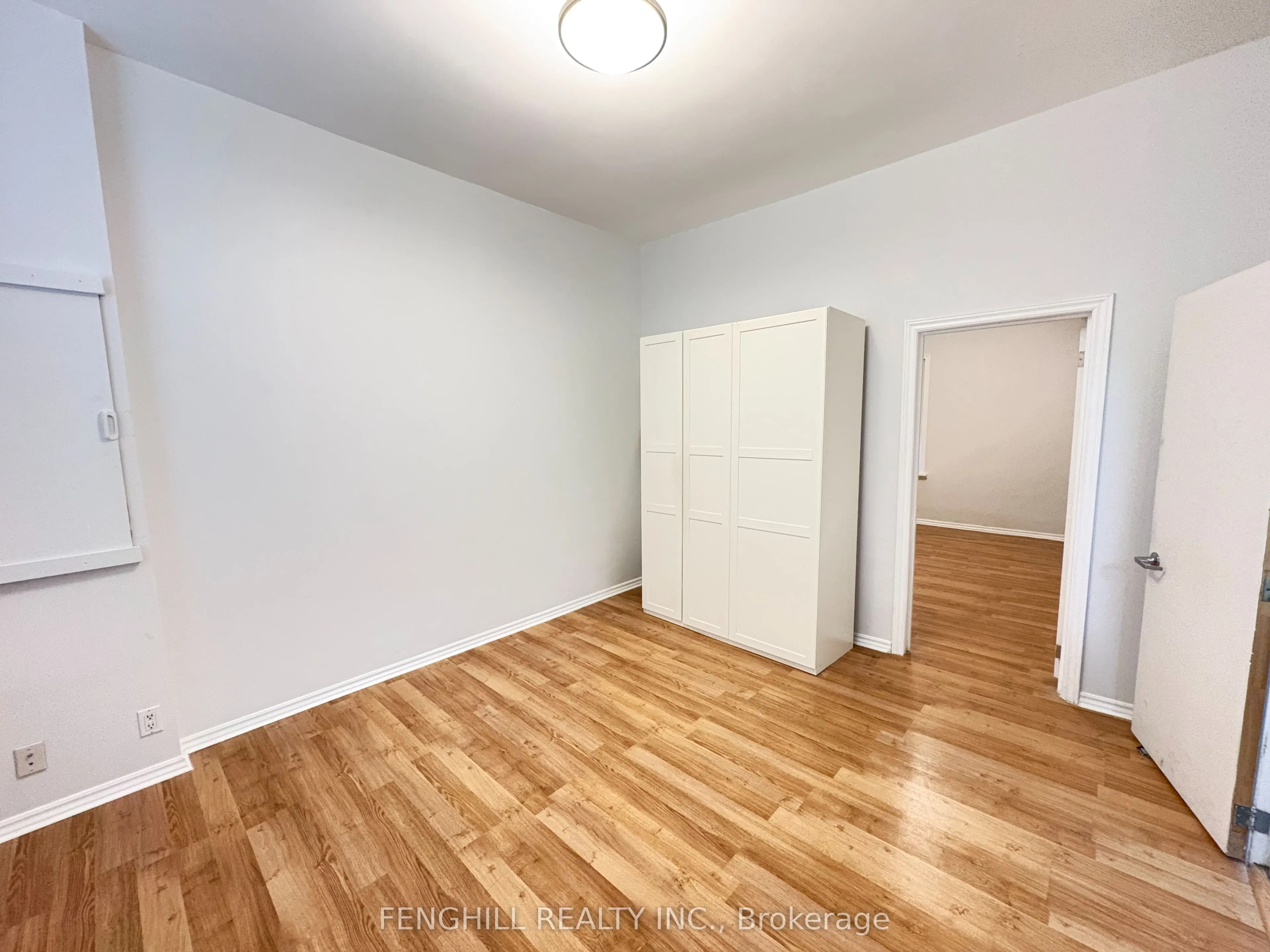 270 Clinton (Main Level) Street