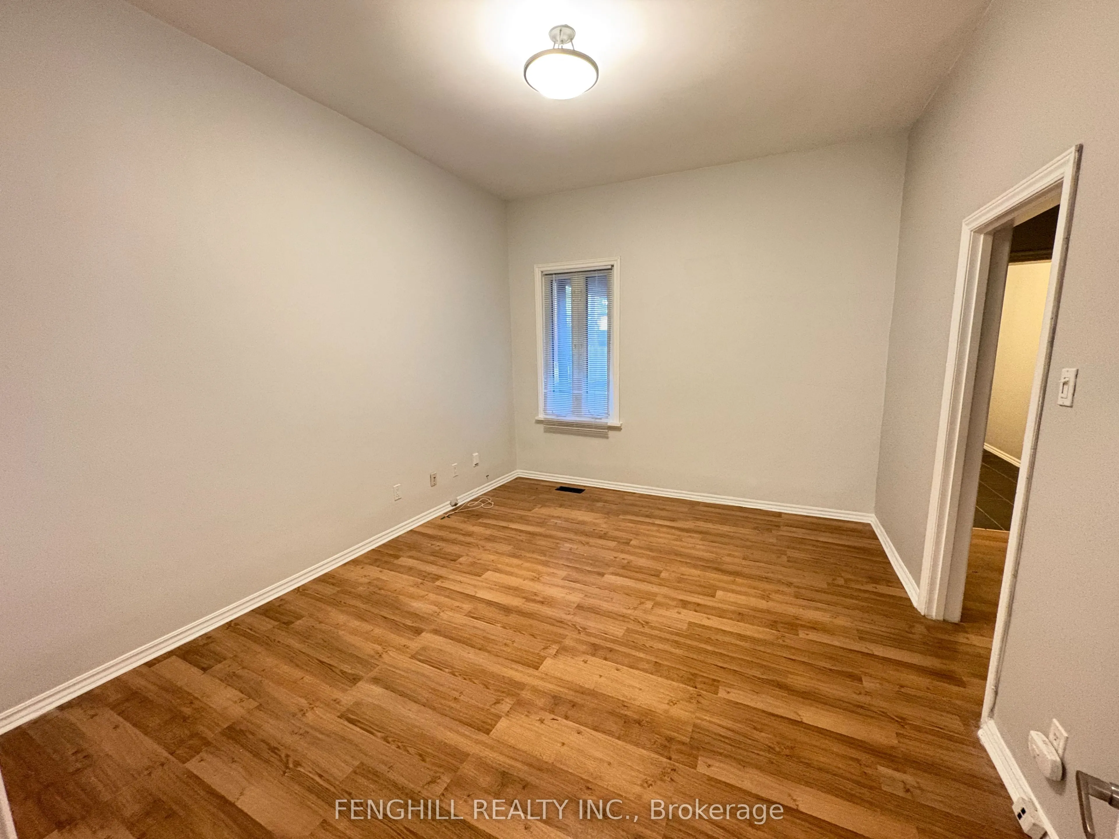 270 Clinton (Main Level) Street