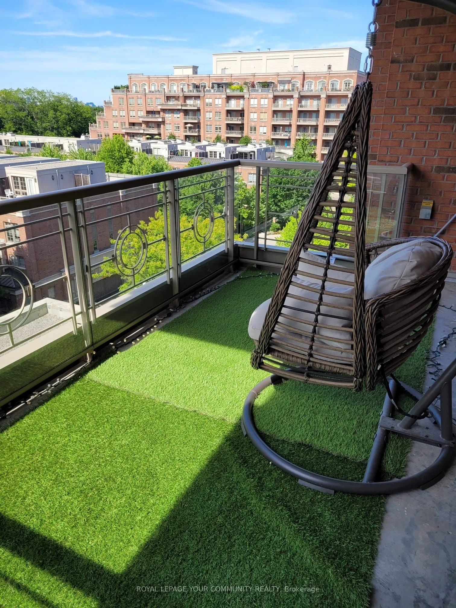 20 Burkebrook Place #610