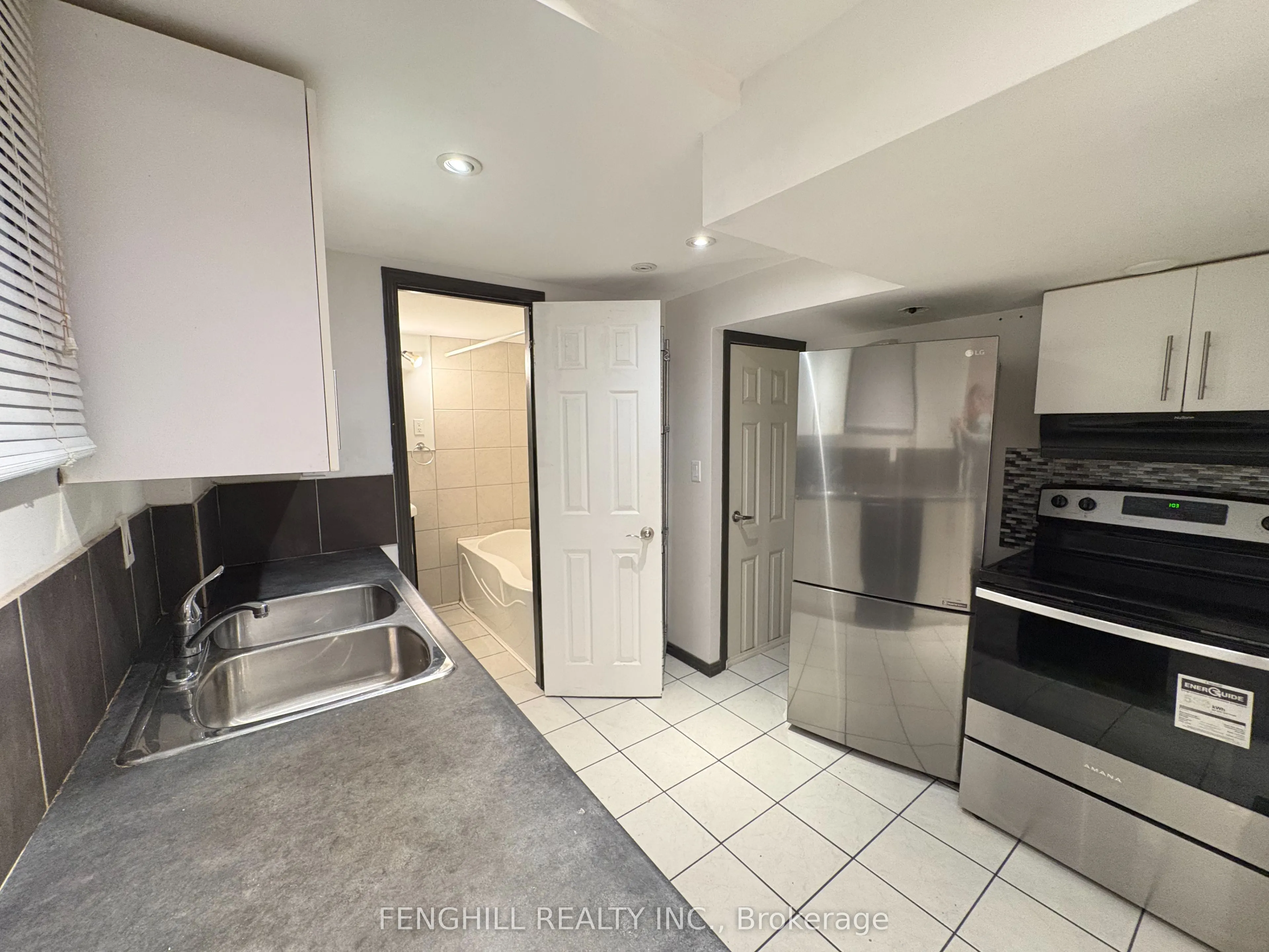 270 Clinton (BSMT) Street