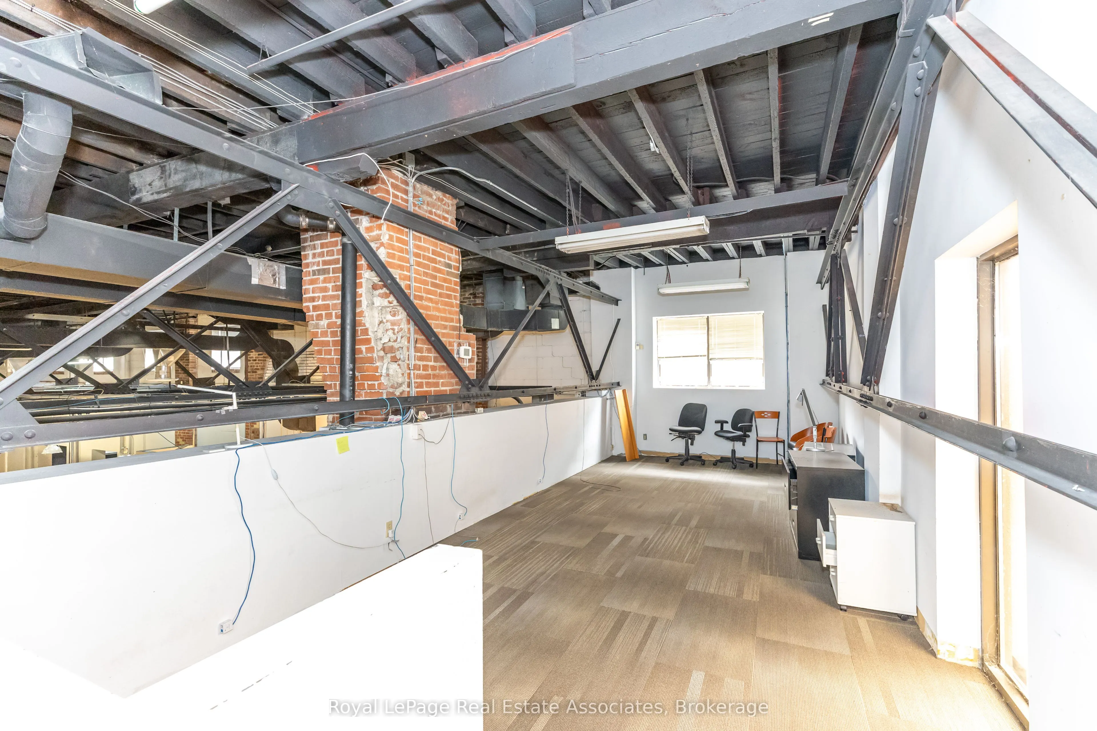 381 Richmond Street E #E