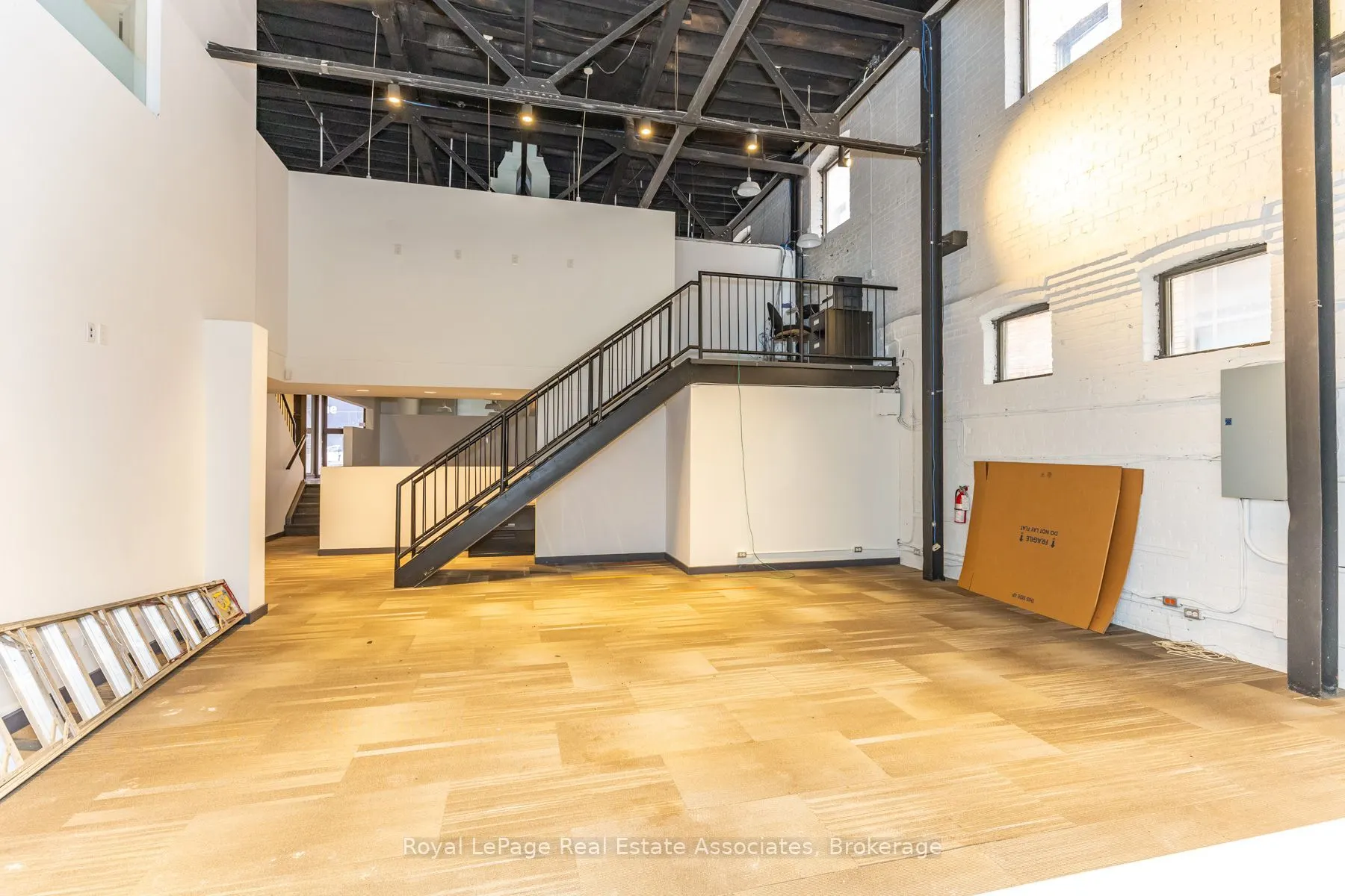 381 Richmond Street E