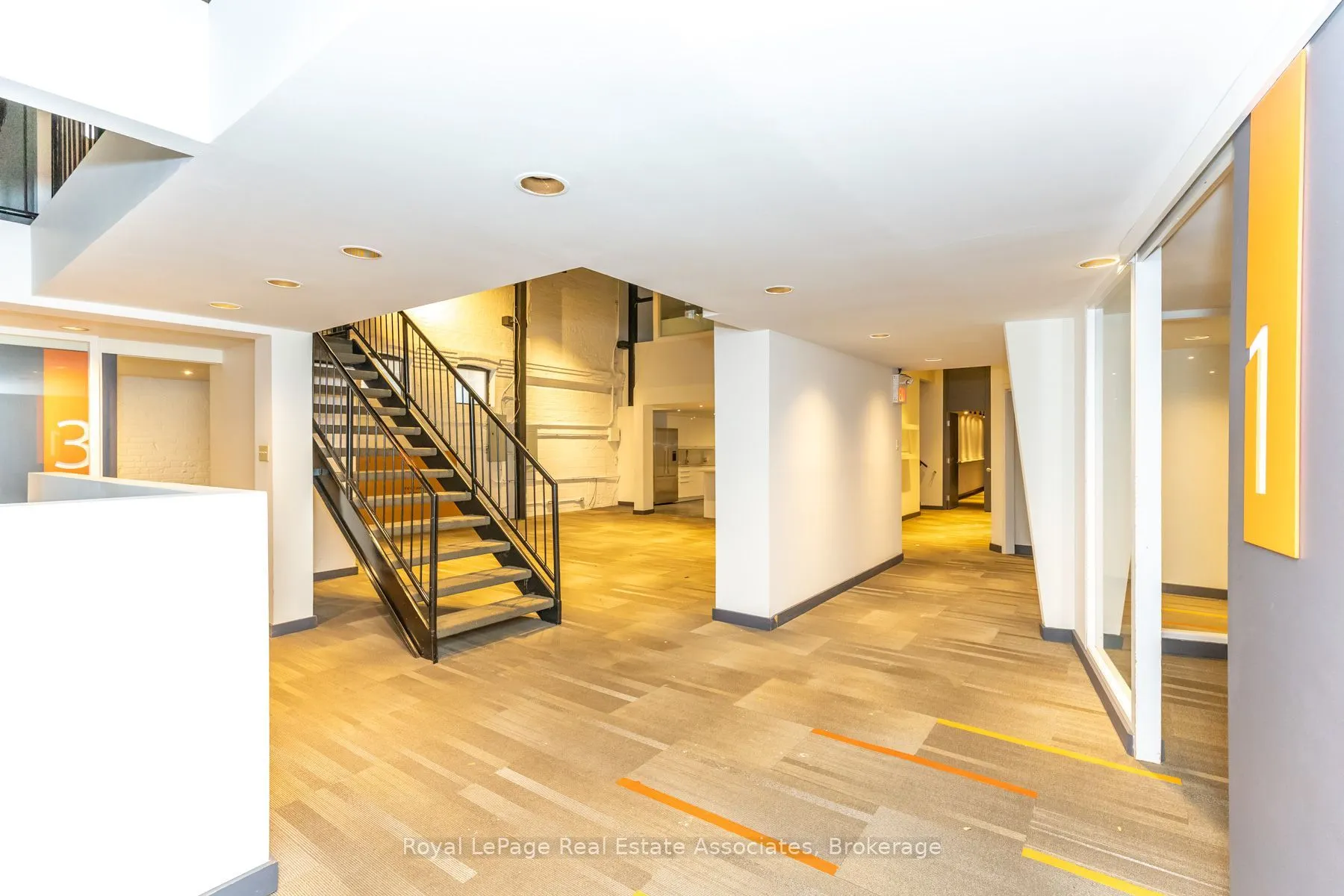 381 Richmond Street E