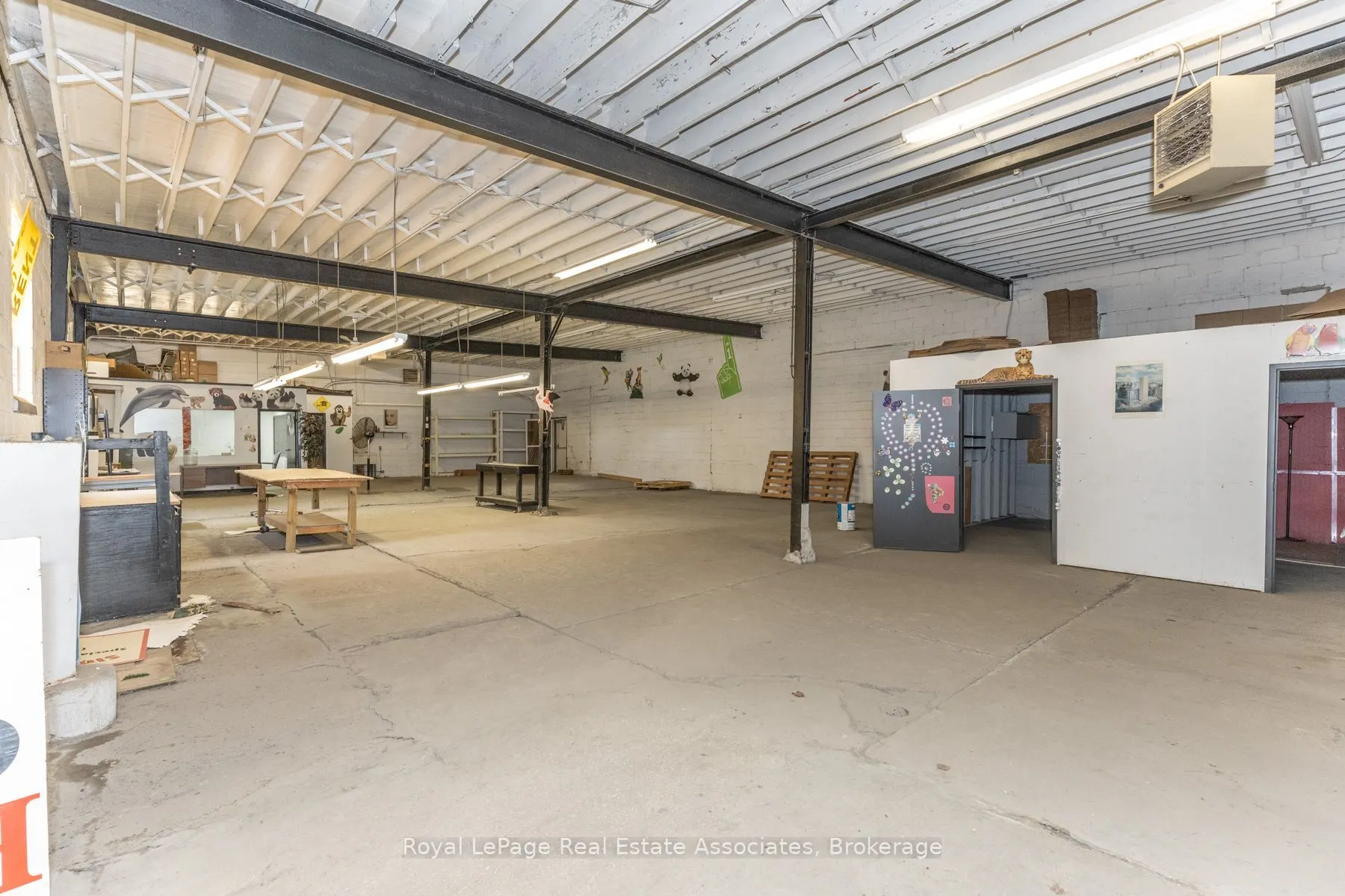 381 Richmond Street E #C E D