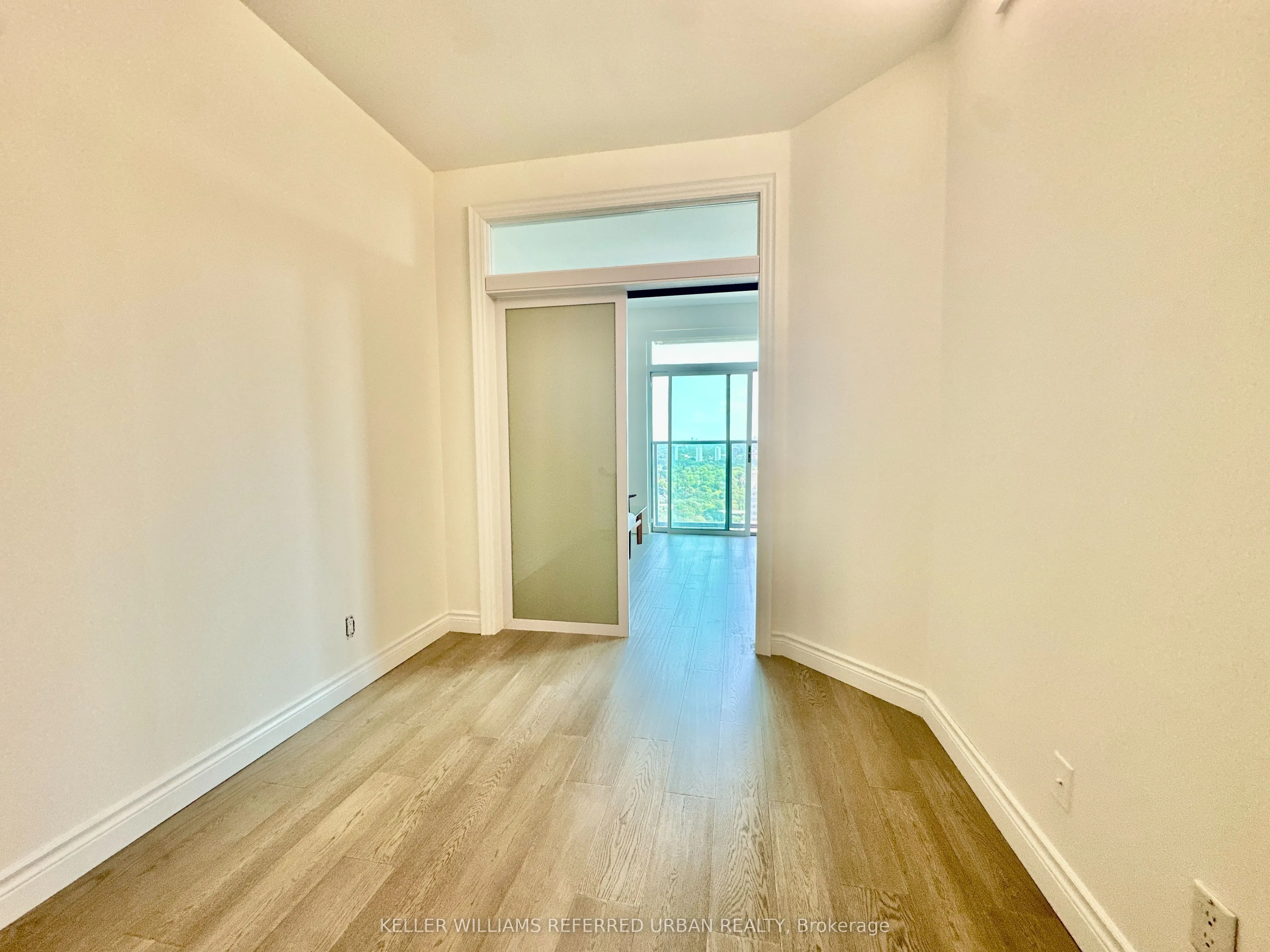 8 Park Road #PH 3705