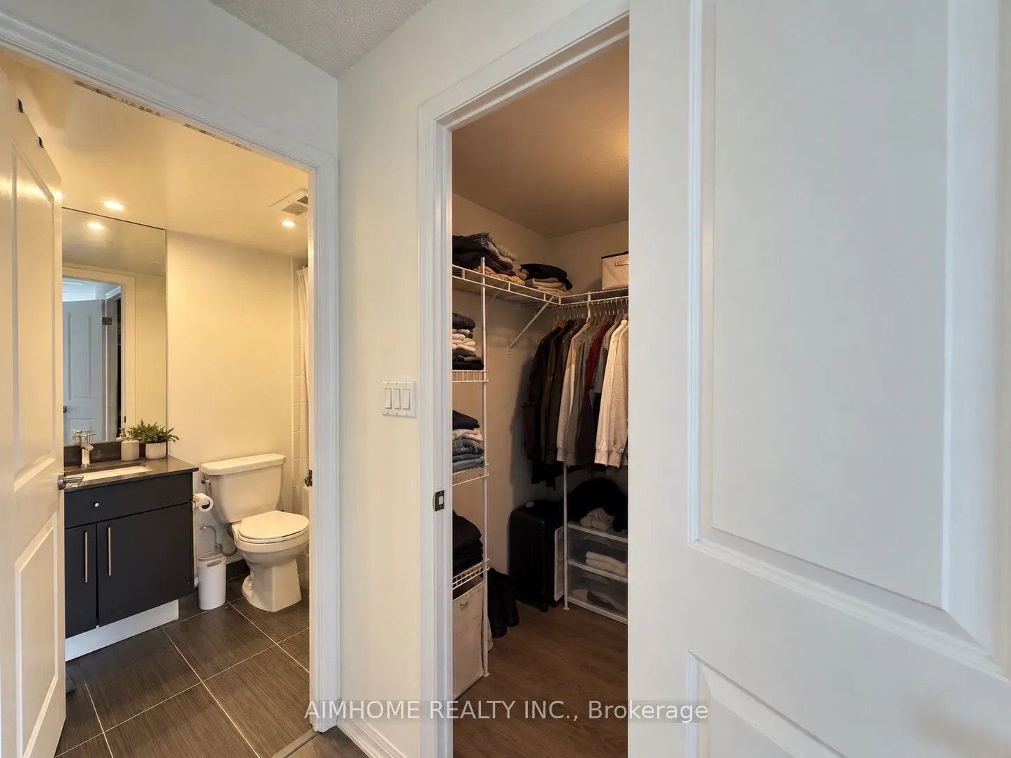 400 Adelaide Street E #706