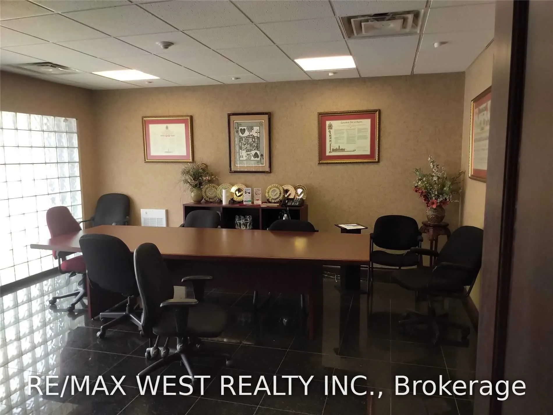 1015 Bloor Street W #2nd Flr NE