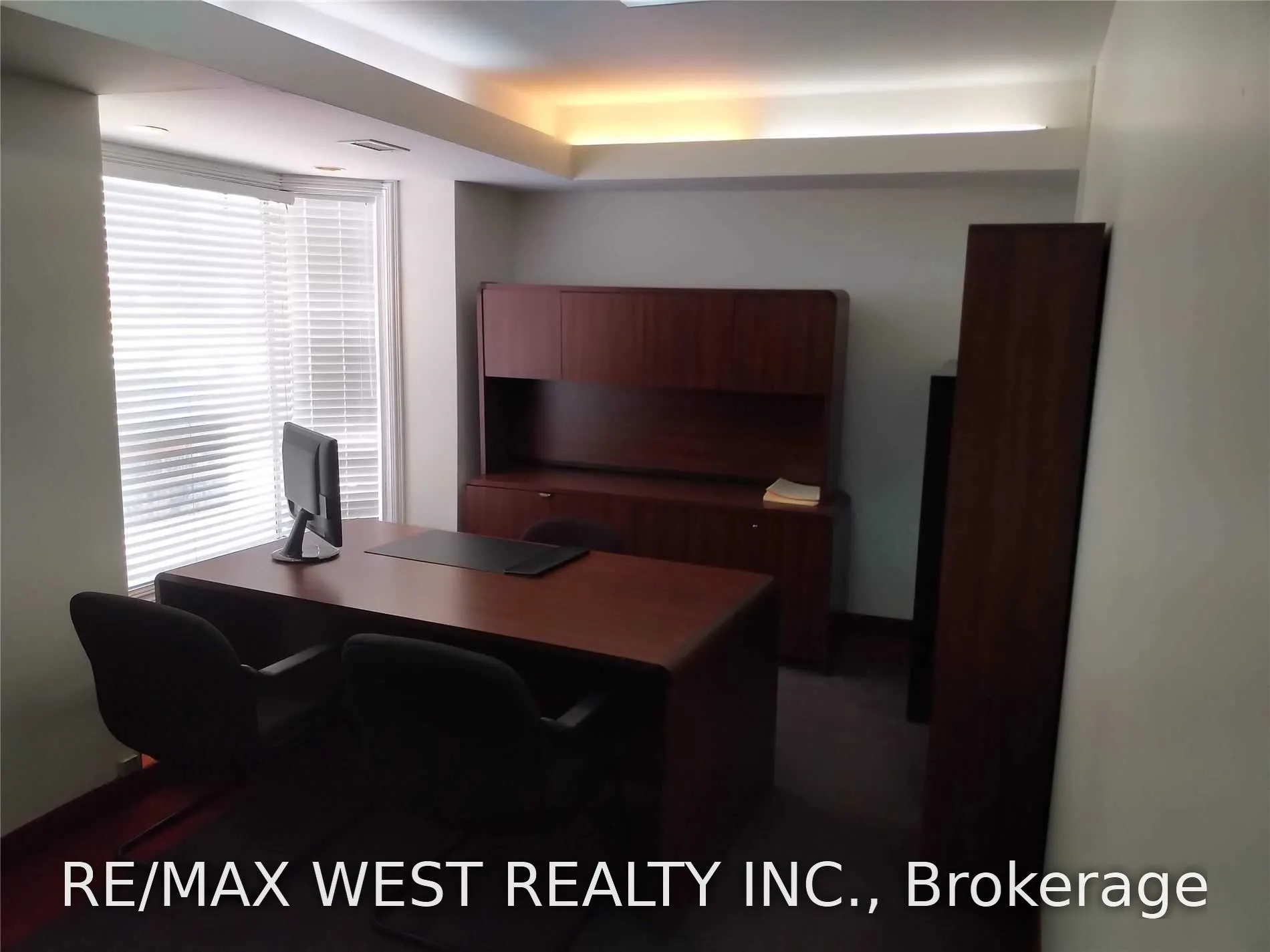 1015 Bloor Street W #2nd Flr NE