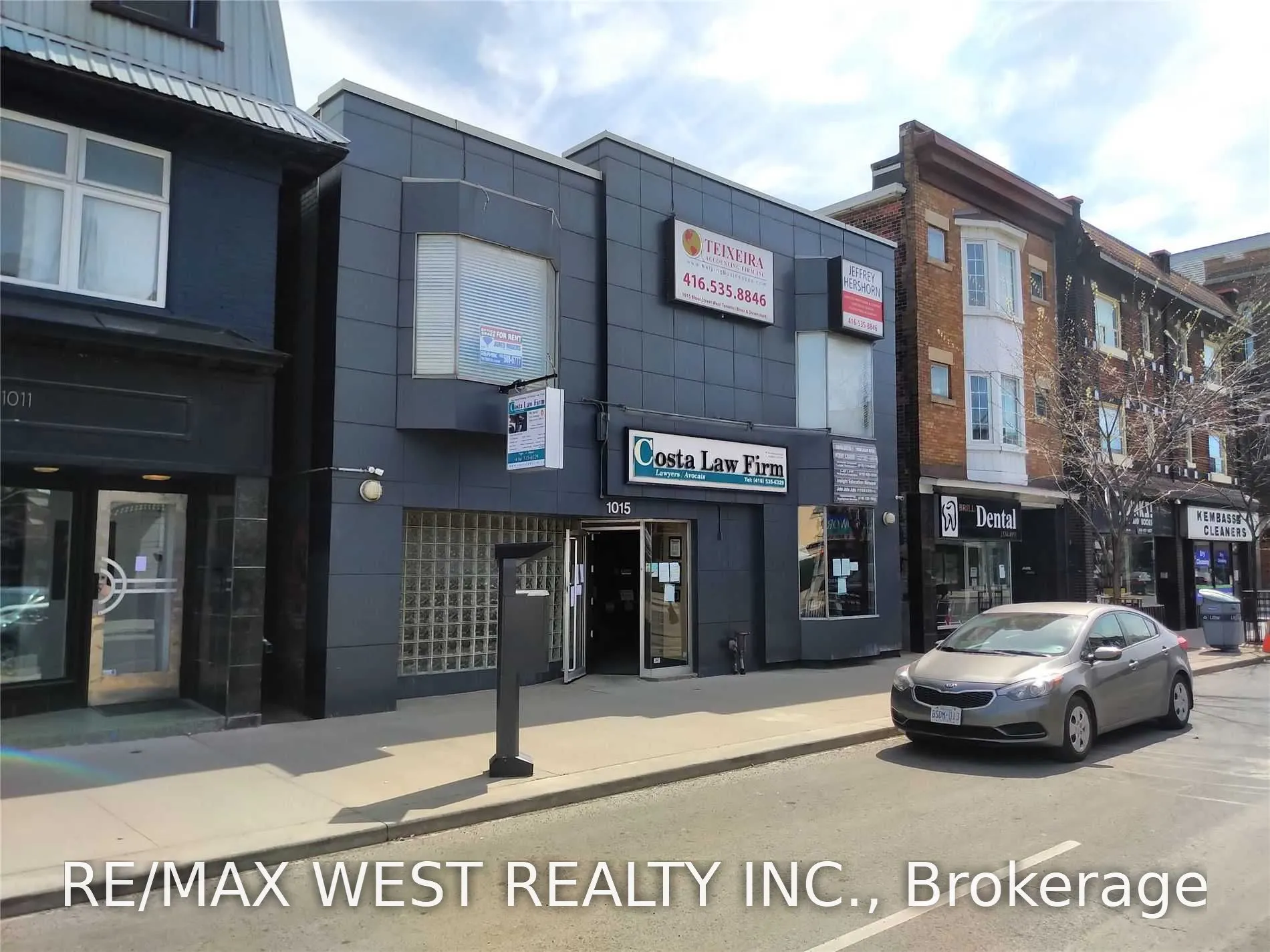 1015 Bloor Street W #2nd Flr NE