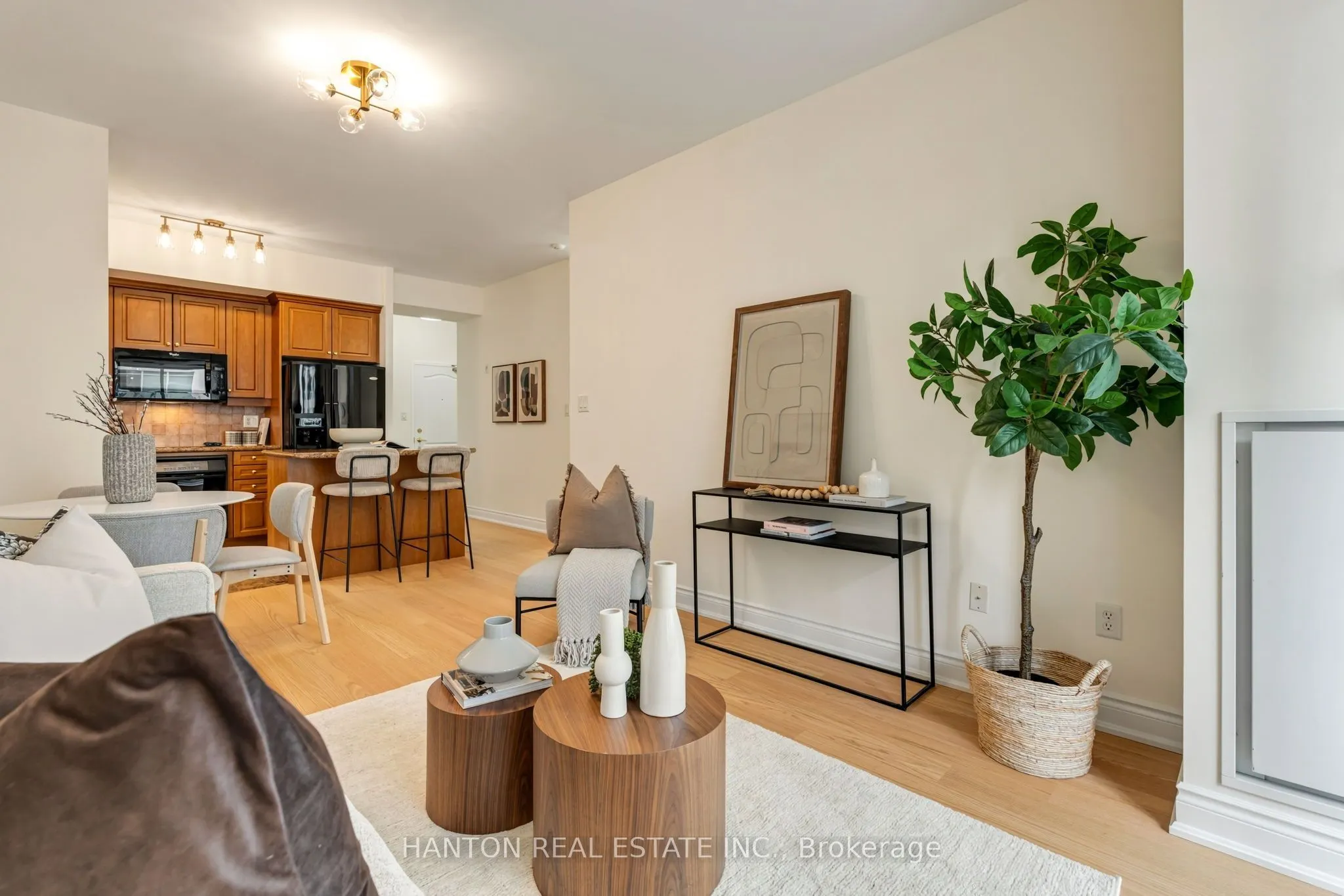 77 Mcmurrich Street #313
