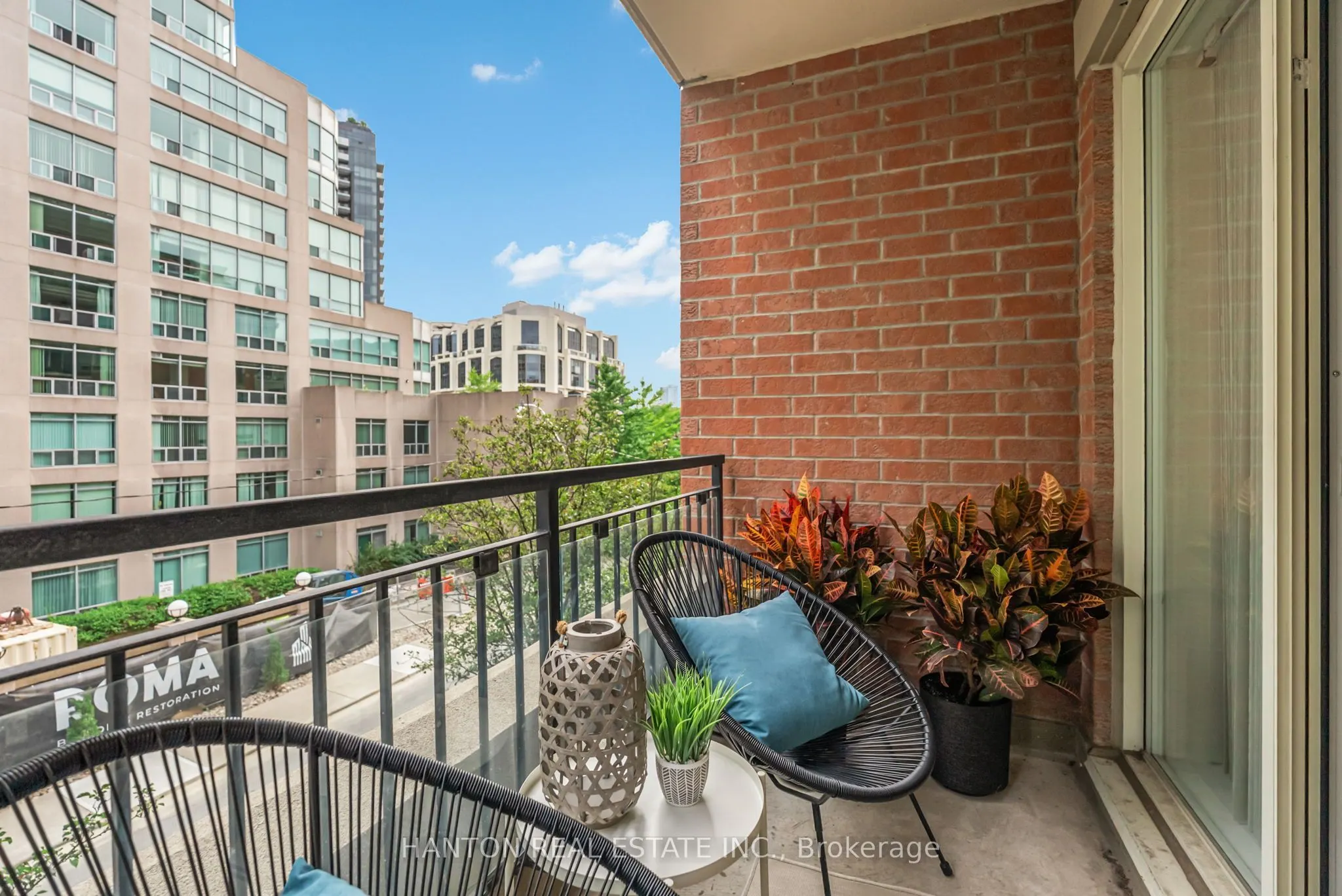 77 Mcmurrich Street #313