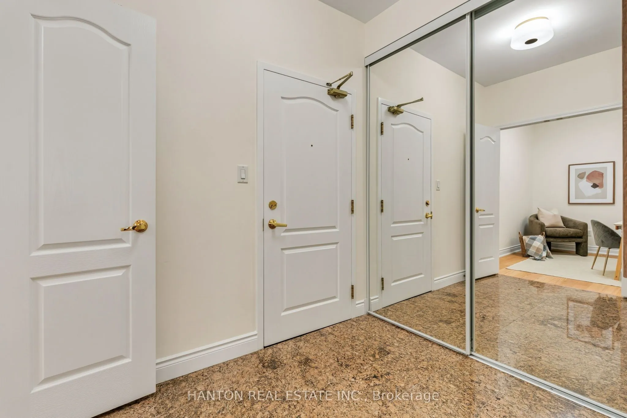 77 Mcmurrich Street #313
